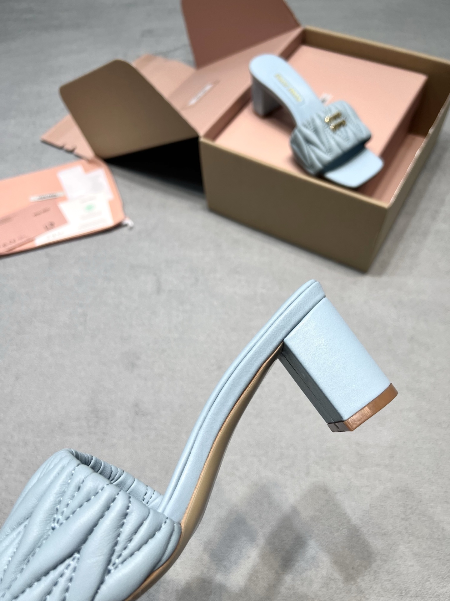 Miu Miu Slides