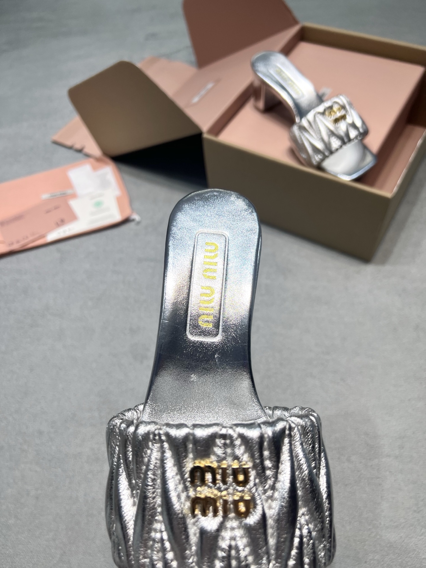Miu Miu Slides