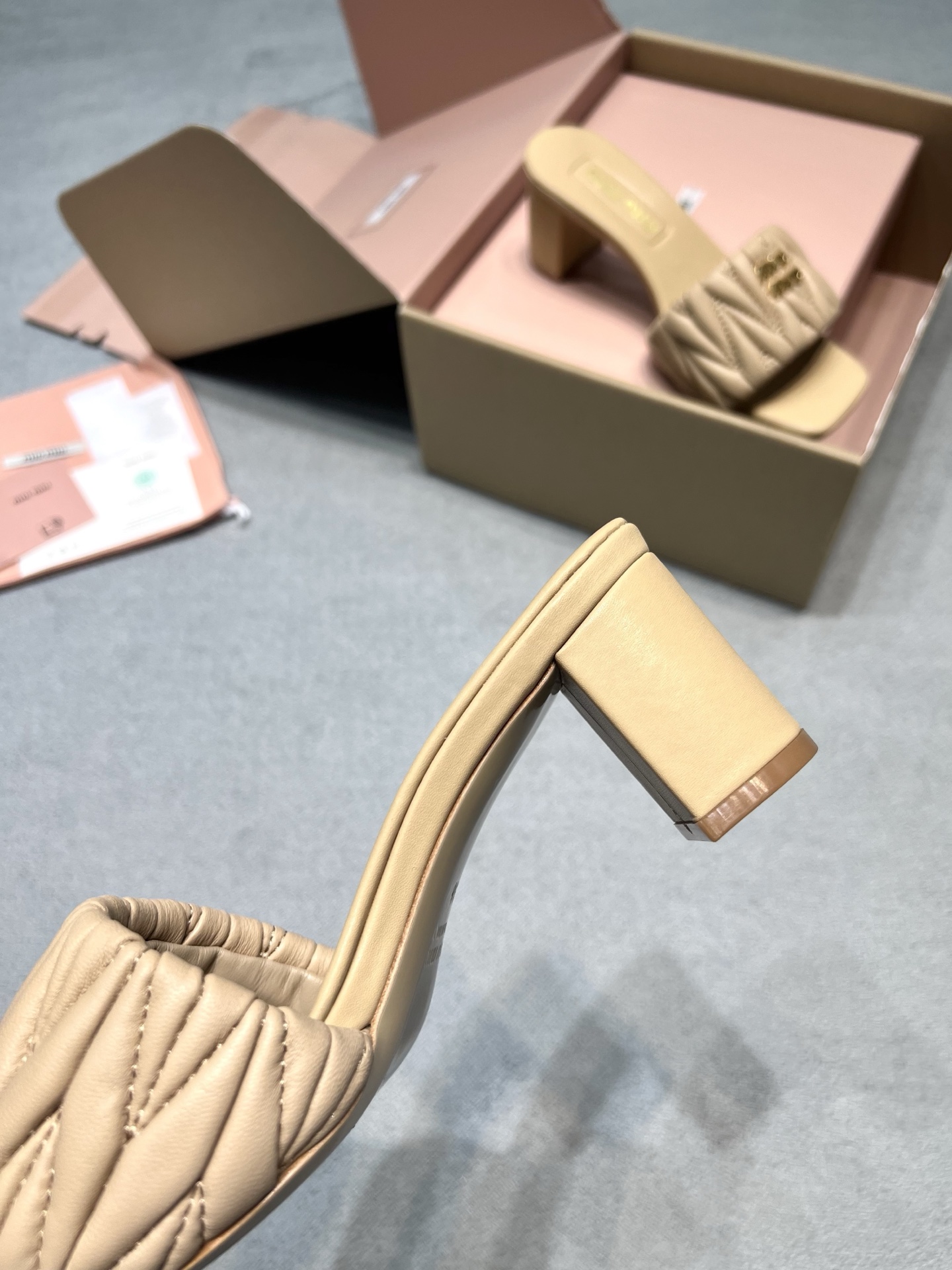 Miu Miu Slides