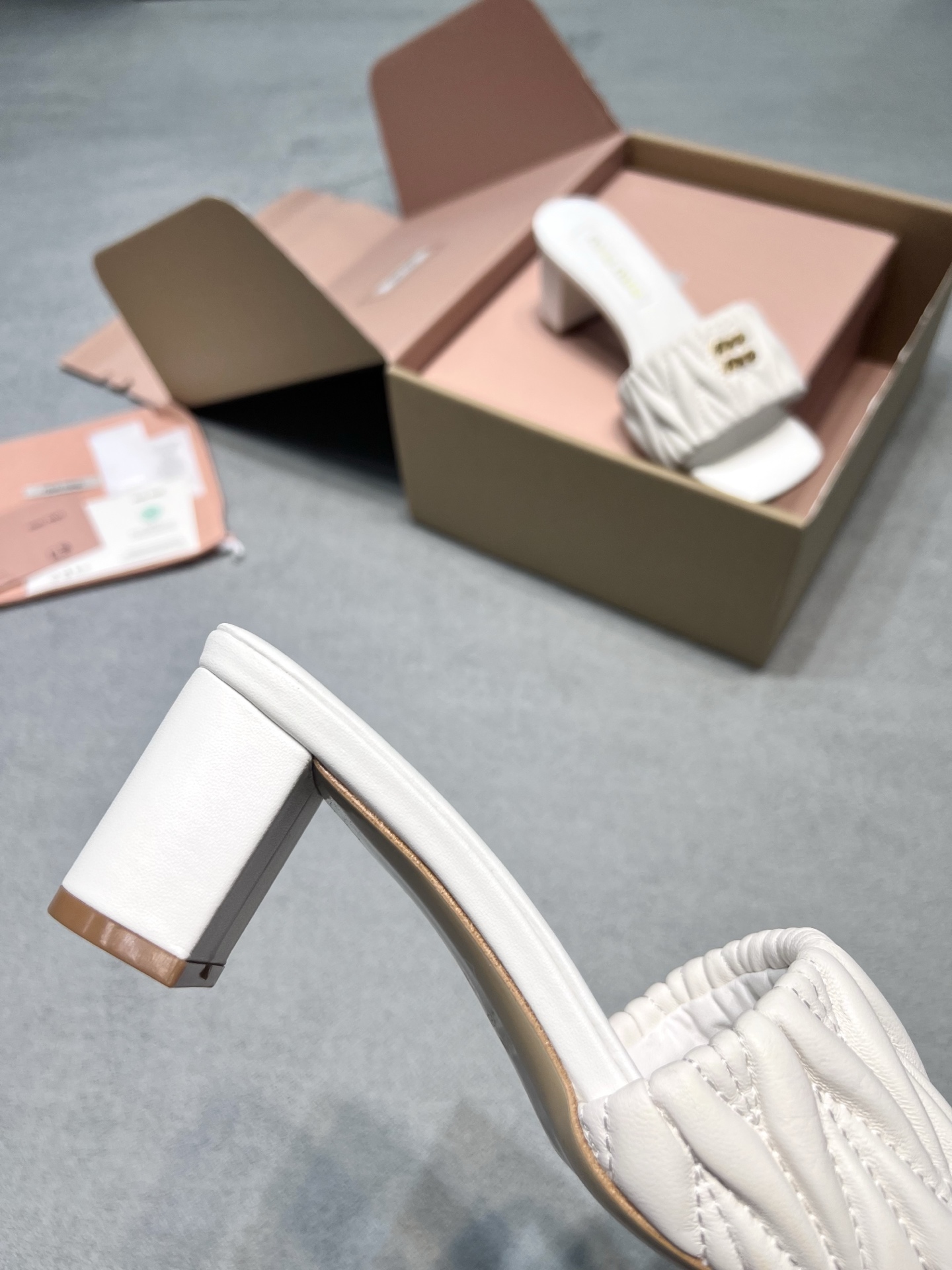 Miu Miu Slides