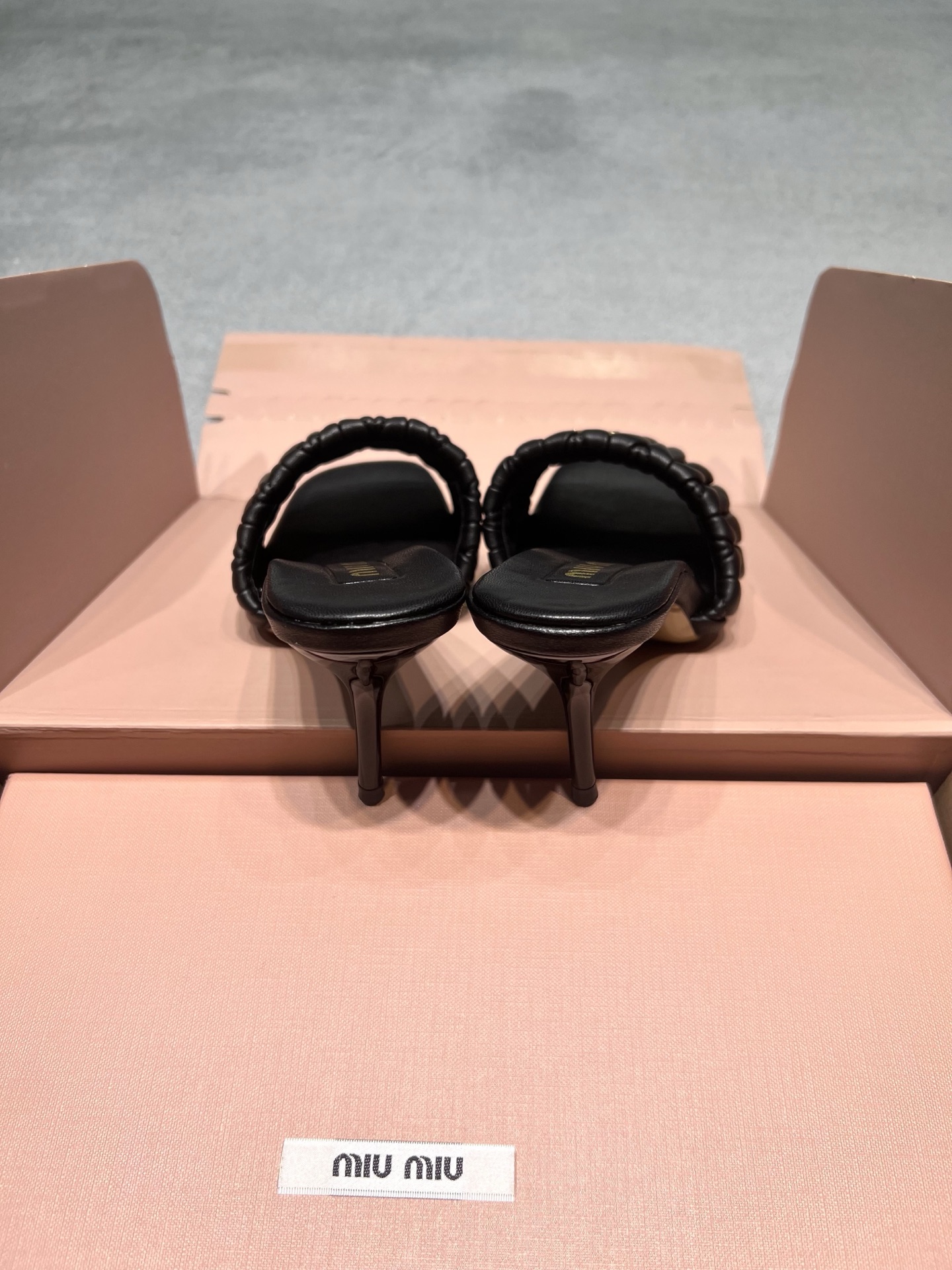 Miu Miu Slides