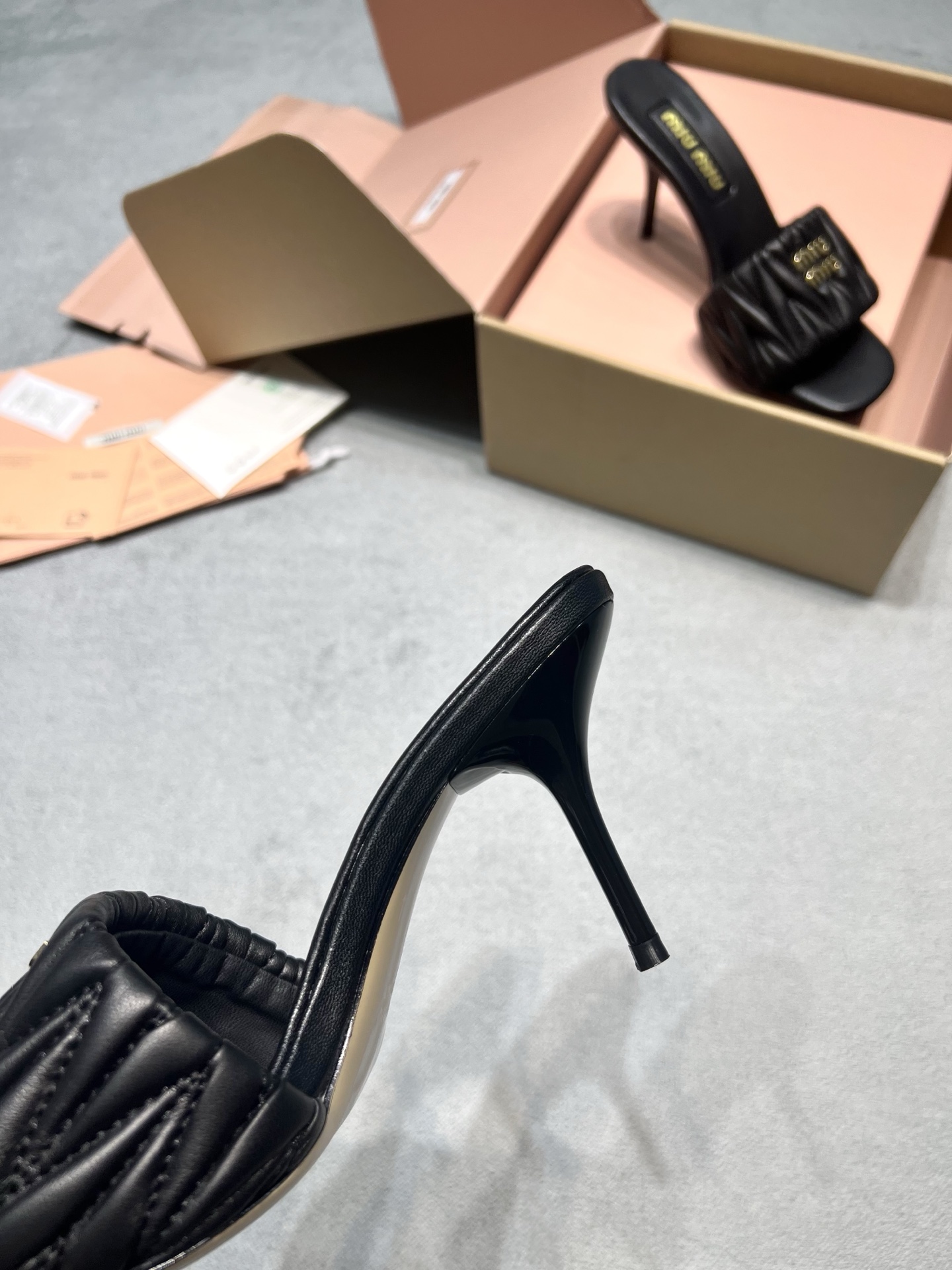 Miu Miu Slides
