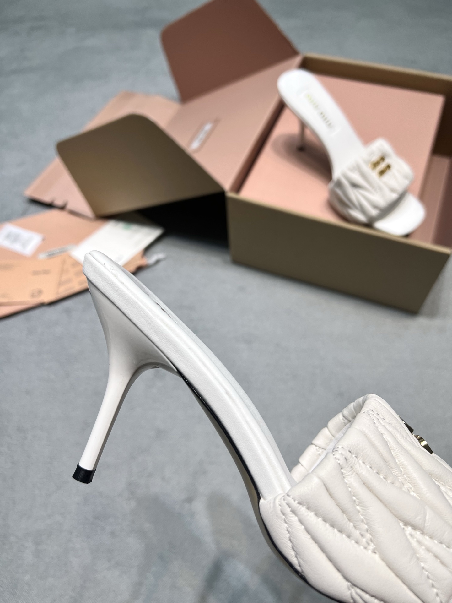 Miu Miu Slides