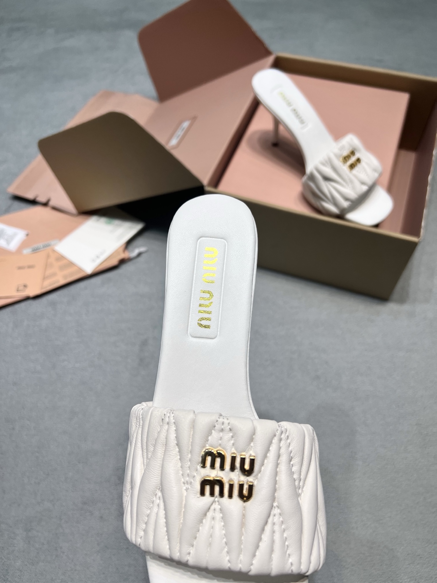 Miu Miu Slides