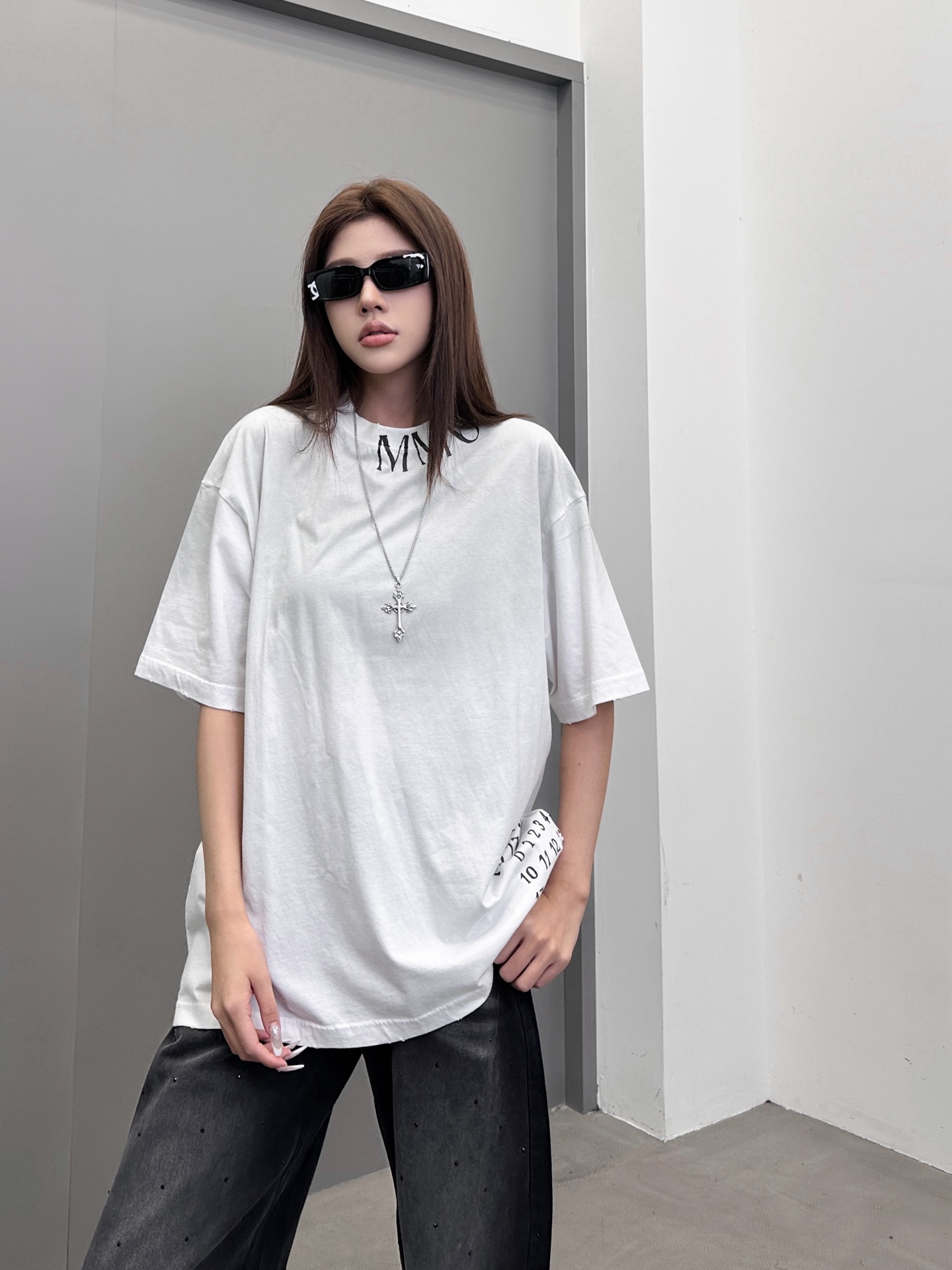 NO:326915,mm6 ｜ New short-sleeved T, laundry washing water spray color hanging grinding process plus clothes printing, same style for men and women, size sml,,masion margiela,T-shirt,alexander wang19860909mm6 ｜ 新款短袖T,成衣洗水喷色吊磨工艺加成衣印花,男女同款,尺码sml,,masion margiela,T-shirt,alexander wang,Women's clothing