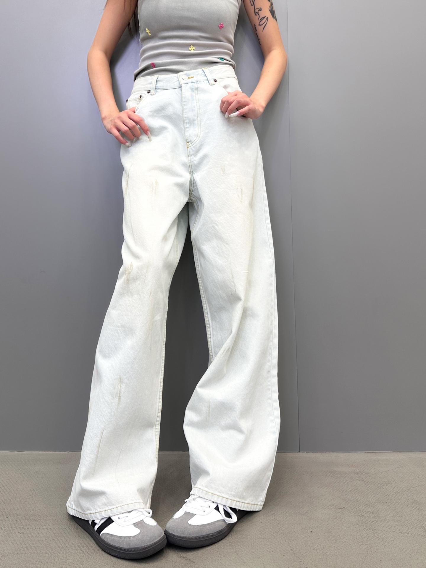NO:333171,Acne | New style of jeans, ready-to-wear cement slurry technology, classic spring and summer washing water, same style for men and women, size sml, acne studios, jeans, alexander wang19860909Acne ｜ 新款牛仔裤,成衣洗水泥浆工艺,经典春夏洗水色,男女同款,尺码sml,,acne studios,jeans,alexander wang,Women's clothing