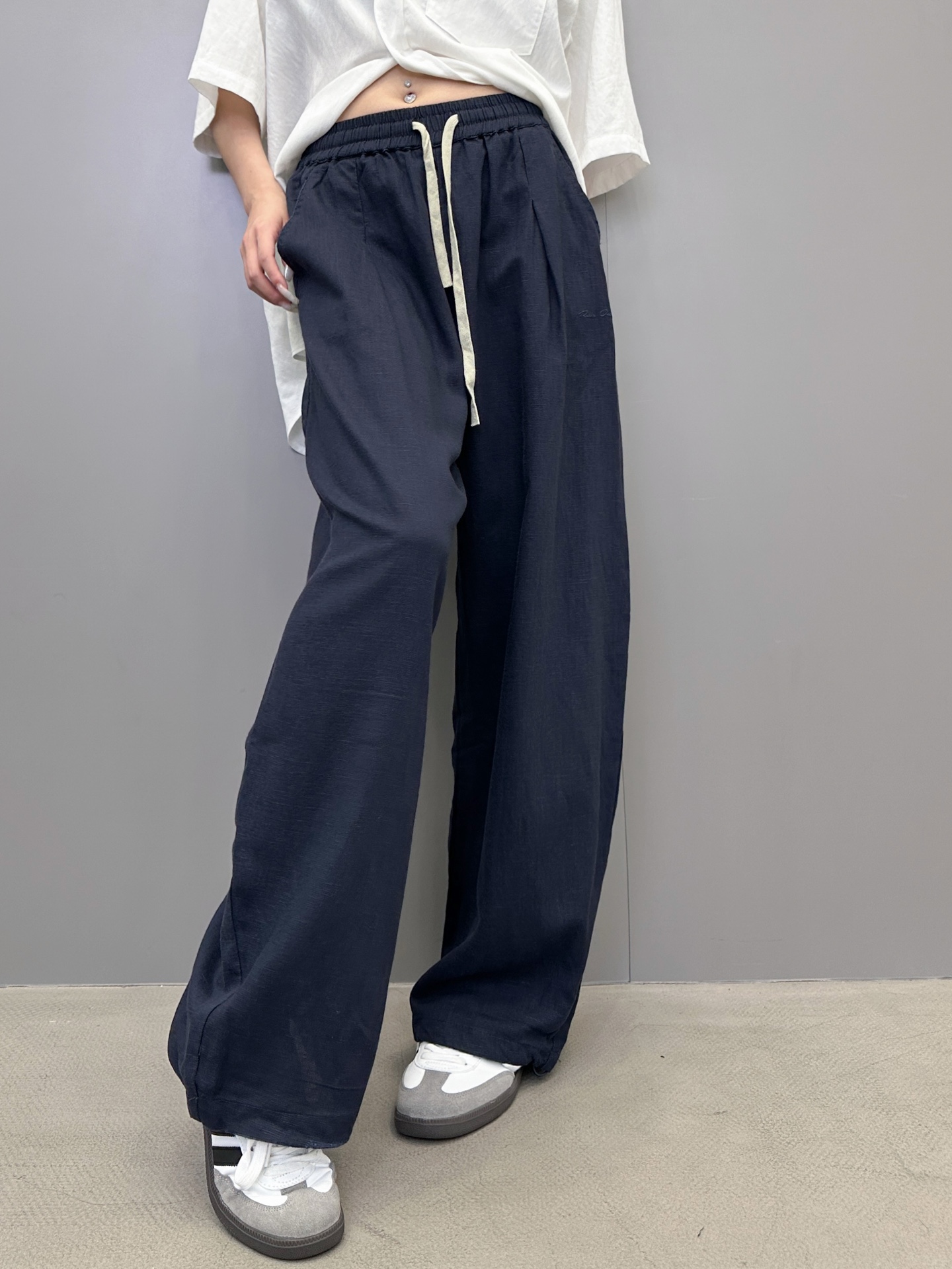 NO:415130,rickowens | New casual pants, laundry, water-washing and grinding technology and classic embroidery label, imported Japanese tensil linen fabric, same style for men and women, size sml, alexander wang19860909rickowens ｜ 新款休闲裤,成衣洗水吊磨工艺加经典刺绣标,日本进口天丝亚麻面料,男女同款,尺码sml,,alexander wang,Women's clothing