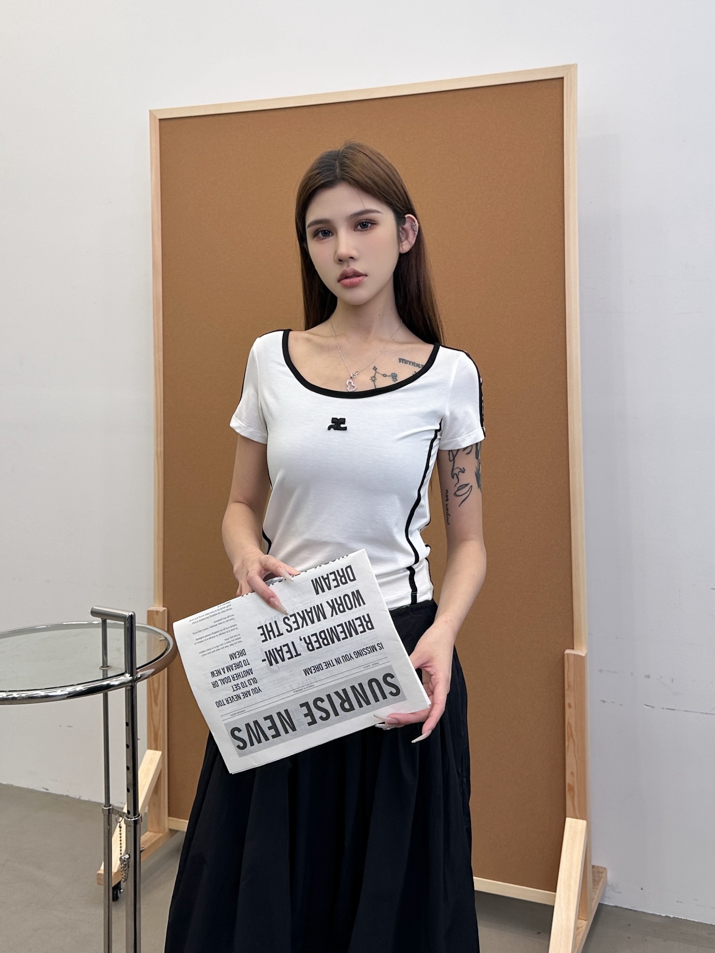 NO:422298,Ancient and Final World ｜ New T, laundry washing and water fixing process, contrasting color wrapping, classic embroidery mark, Tennis fabric has a strong skin-friendly feel, size sml, alexander wang19860909古末界 ｜ 新款t,成衣洗水固色工艺,撞色包边,经典刺绣标,天丝面料亲肤感强,尺码sml,,alexander wang,Women's clothing