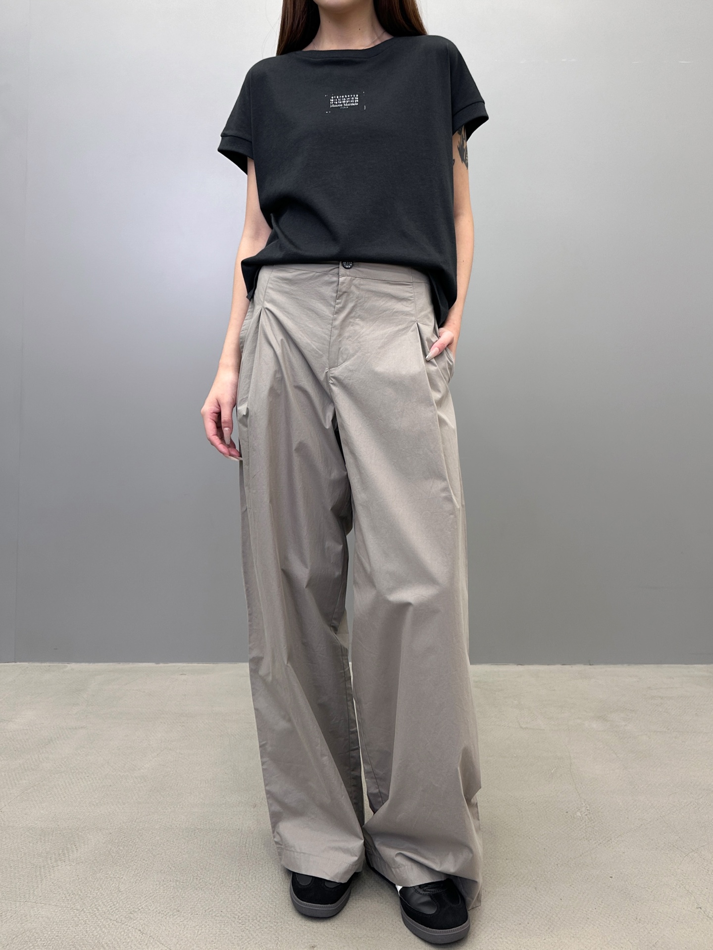 NO:427499,mm6 ｜ New casual pants, high-density cotton imported from Japan, casual and fashionable three-dimensional tailoring, same style for men and women, size sml,,masion margiela,alexander wang19860909mm6 ｜ 新款休闲裤,日本进口高密棉布,休闲时尚立体剪裁,男女同款,尺码sml,,masion margiela,alexander wang,Women's clothing