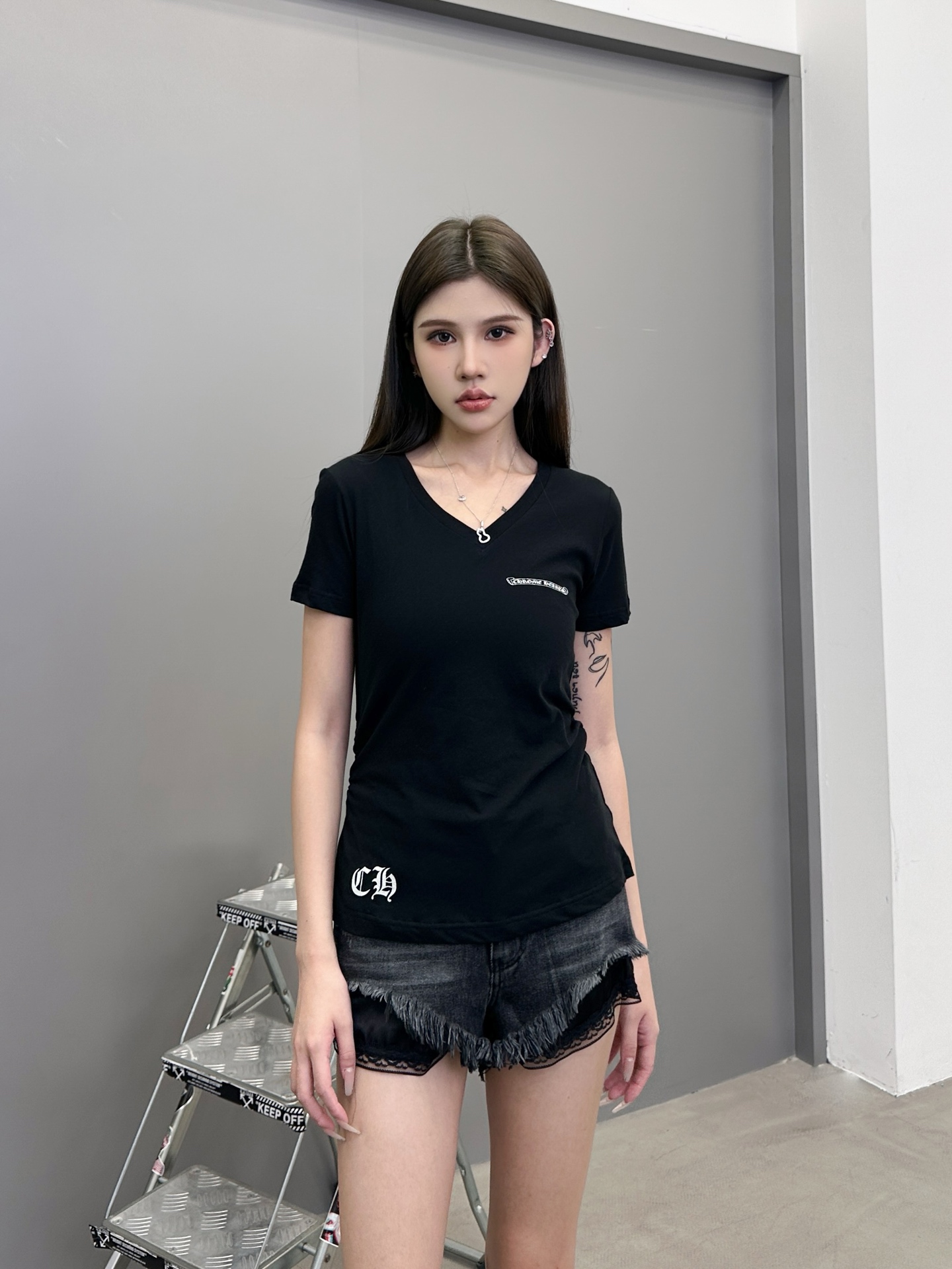 NO:428384,Croxin | New short-sleeved T, laundry washing process and four-way printing, imported washing cotton, size sml, chrome hearts, T-shirt, alexander wang19860909克罗心 ｜ 新款短袖t,成衣洗水工艺加四处印花,进口洗水棉,尺码sml,,chrome hearts,T-shirt,alexander wang,Women's clothing