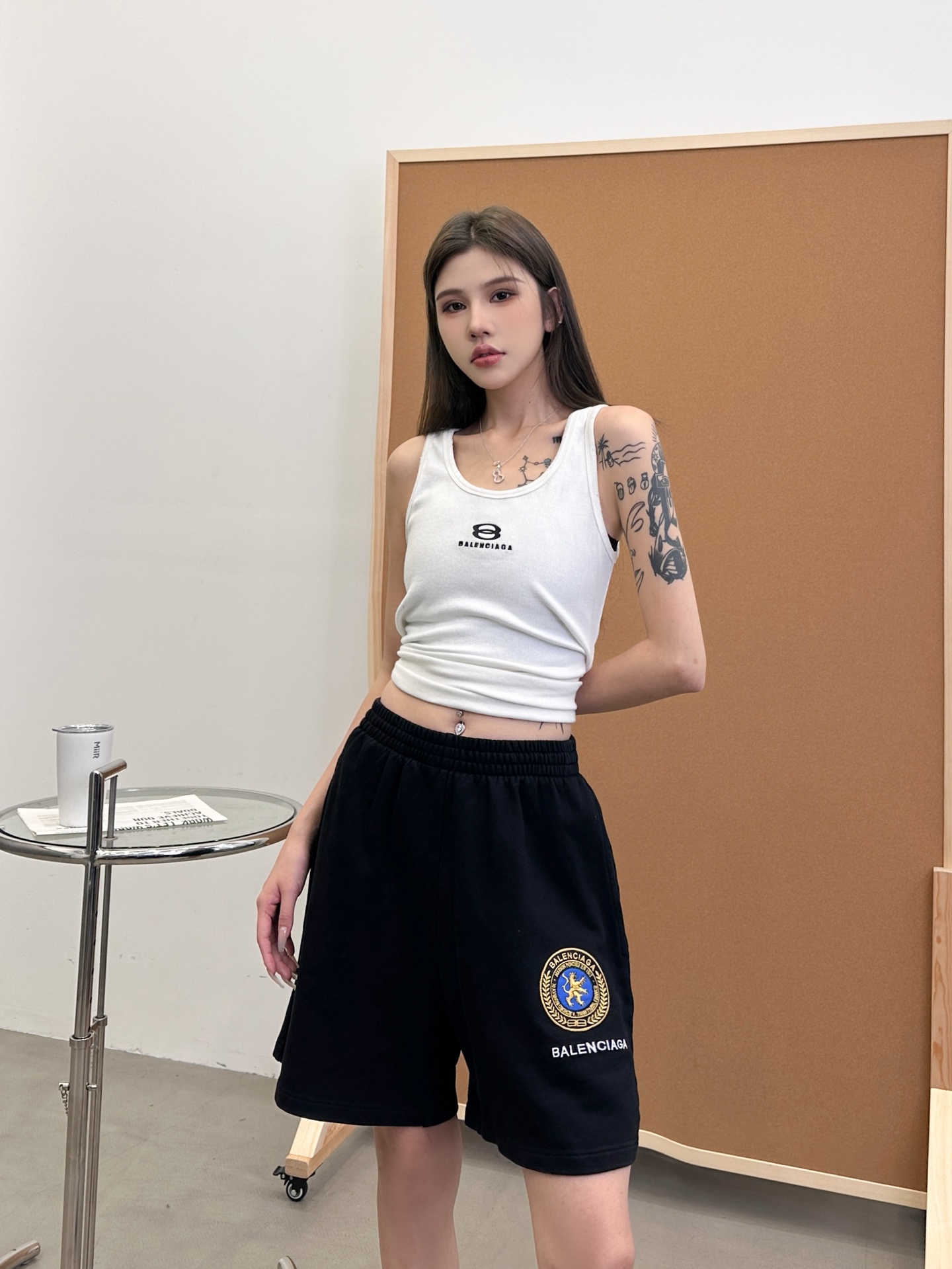 NO:428378,Paris ｜ New shorts, ready-to-wear color craftsmanship plus the latest embroidered stamp, same style for men and women, size sml, shorts, alexander wang19860909巴黎 ｜ 新款短裤,成衣炒色工艺加最新刺绣章仔标,男女同款,尺码sml,,shorts,alexander wang,Women's clothing