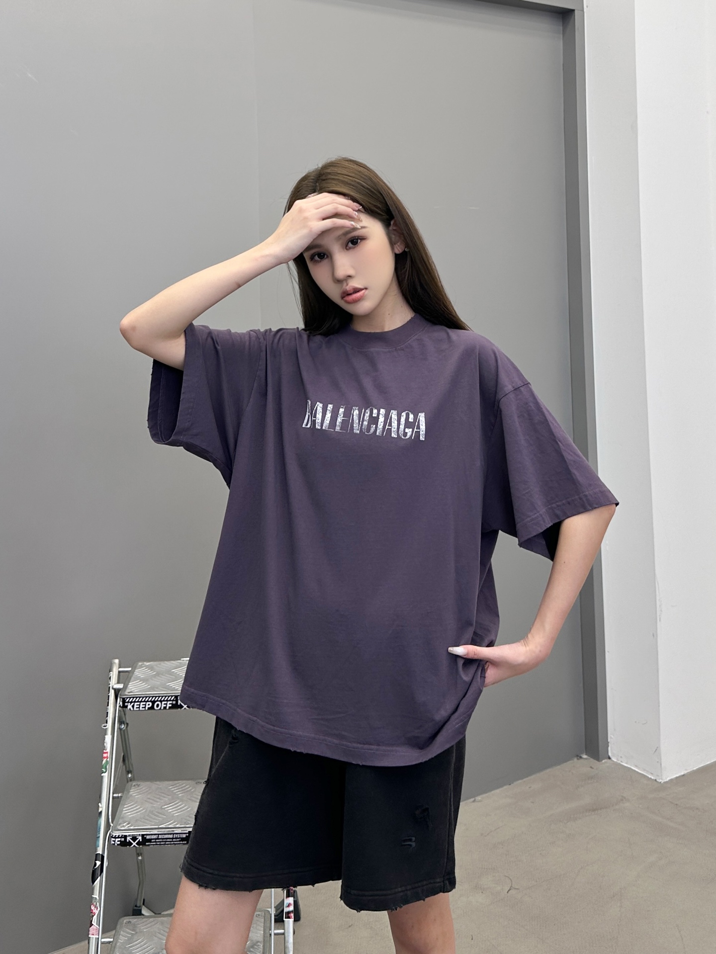 NO:435536,Paris ｜ New short-sleeved t, laundry washing water hanging grinding and front and rear printing technology, same style for men and women, size sml, T-shirt, alexander wang19860909巴黎 ｜ 新款短袖t,成衣洗水吊磨加前后印花工艺,男女同款,尺码sml,,T-shirt,alexander wang,Women's clothing