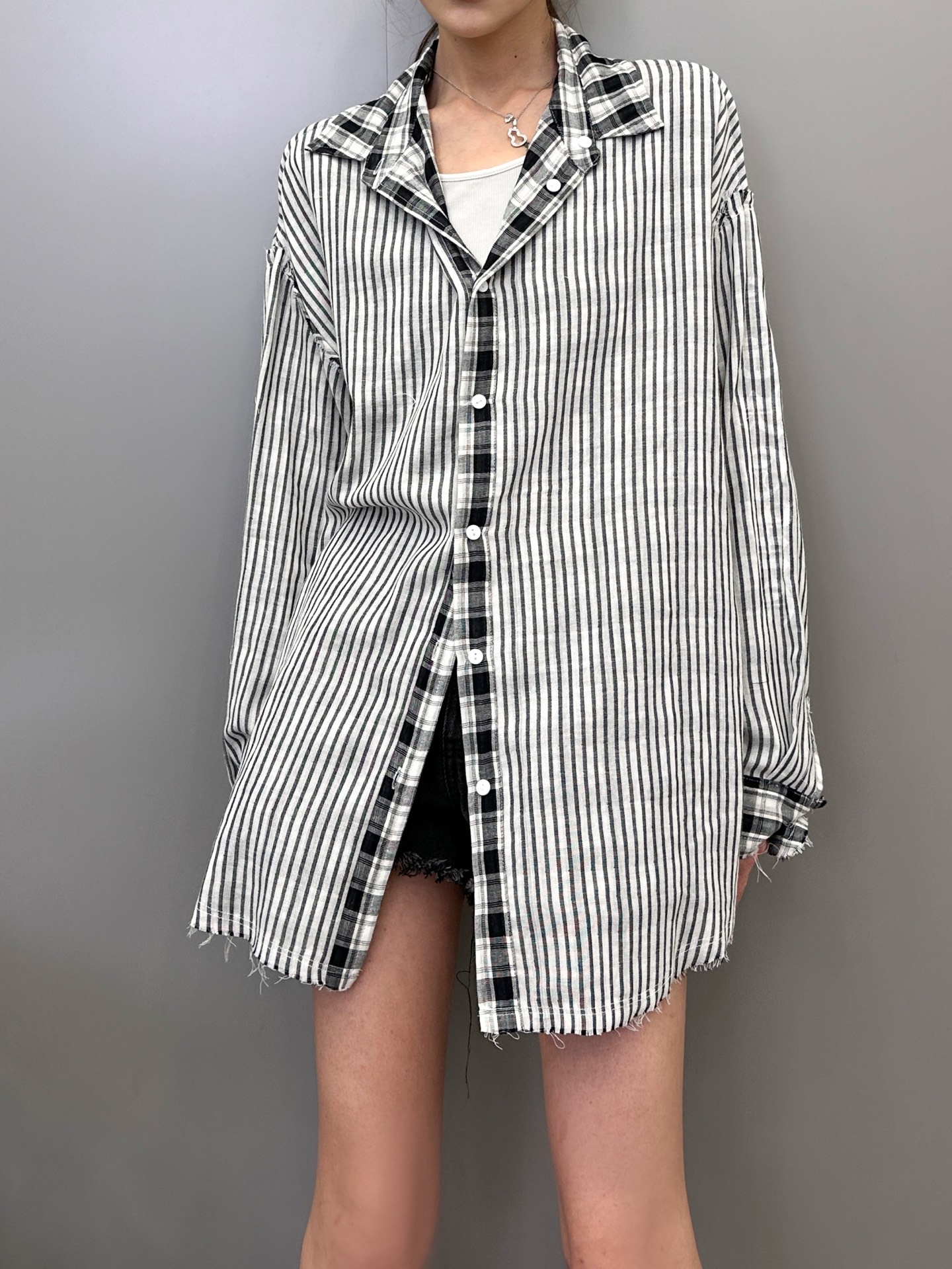 克罗心 ｜ 新款衬衣，成衣洗水毛边加多处印花工艺，日本进口双面全棉面料，男女同款，尺码sml