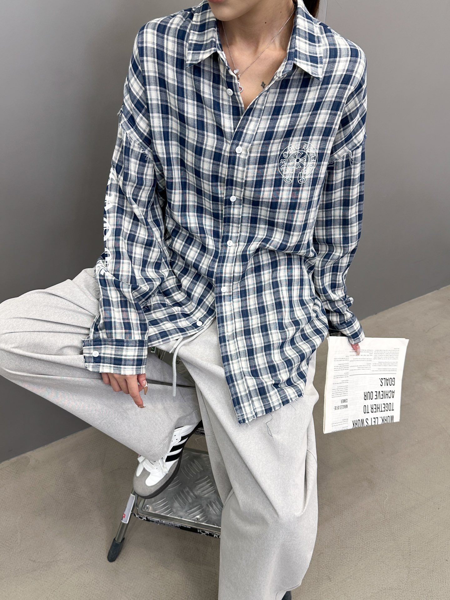 NO:447688,Croxin | New shirt, laundry washing water burrs and multiple printing techniques, imported Japanese double-sided cotton fabric, two-sided wear same style for men and women, size sml, chrome hearts, alexander wang19860909克罗心 ｜ 新款衬衣,成衣洗水毛边加多处印花工艺,日本进口双面全棉面料,两面穿男女同款,尺码sml,,chrome hearts,alexander wang,Women's clothing