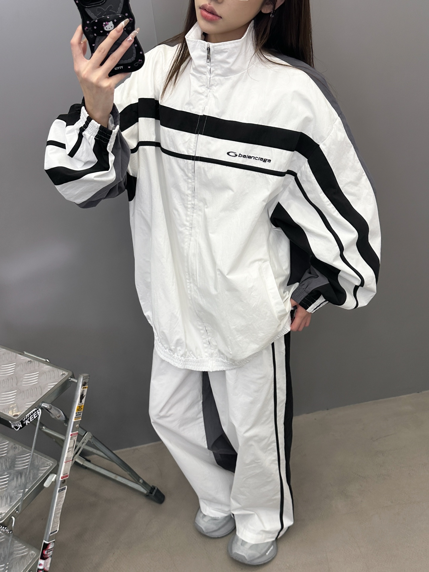 NO:451822,Paris ｜ New casual tops, laundry washing and water fixing process plus handmade car side bar workmanship, same style for men and women, size sml, alexander wang19860909巴黎 ｜ 新款休闲上衣,成衣洗水固色工艺加手工车侧杠做工,男女同款,尺码sml,,alexander wang,Women's clothing