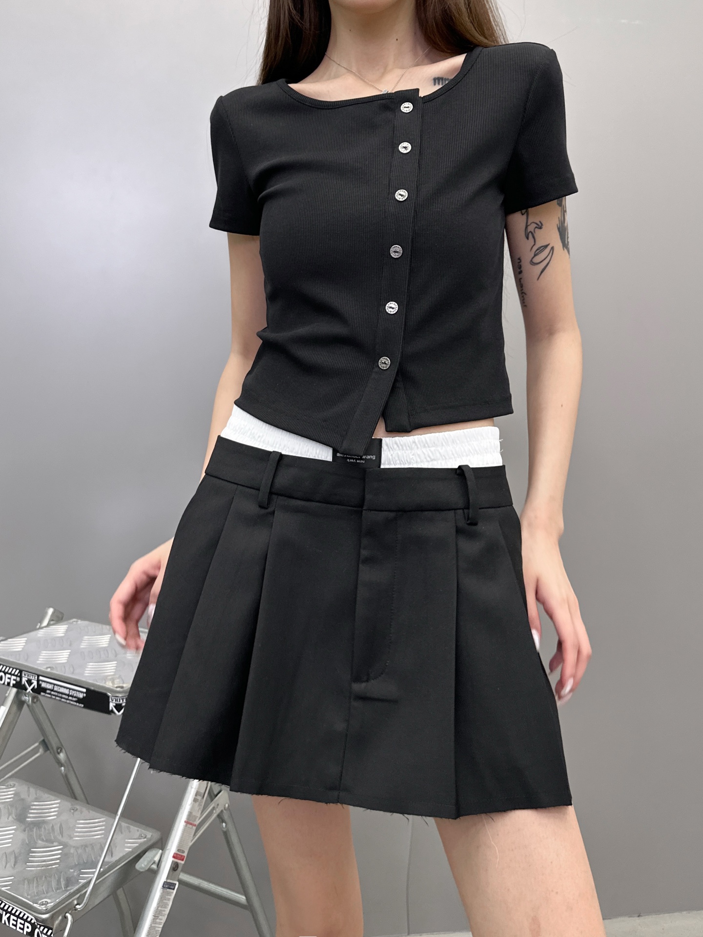 NO:452932,King | New style short, fake two-piece workmanship, cotton blended fabric, size sml, alexander wang, alexander wang19860909大王 ｜ 新款西短,假两件做工,人棉混纺面料,尺码sml,,alexander wang,alexander wang,Women's clothing