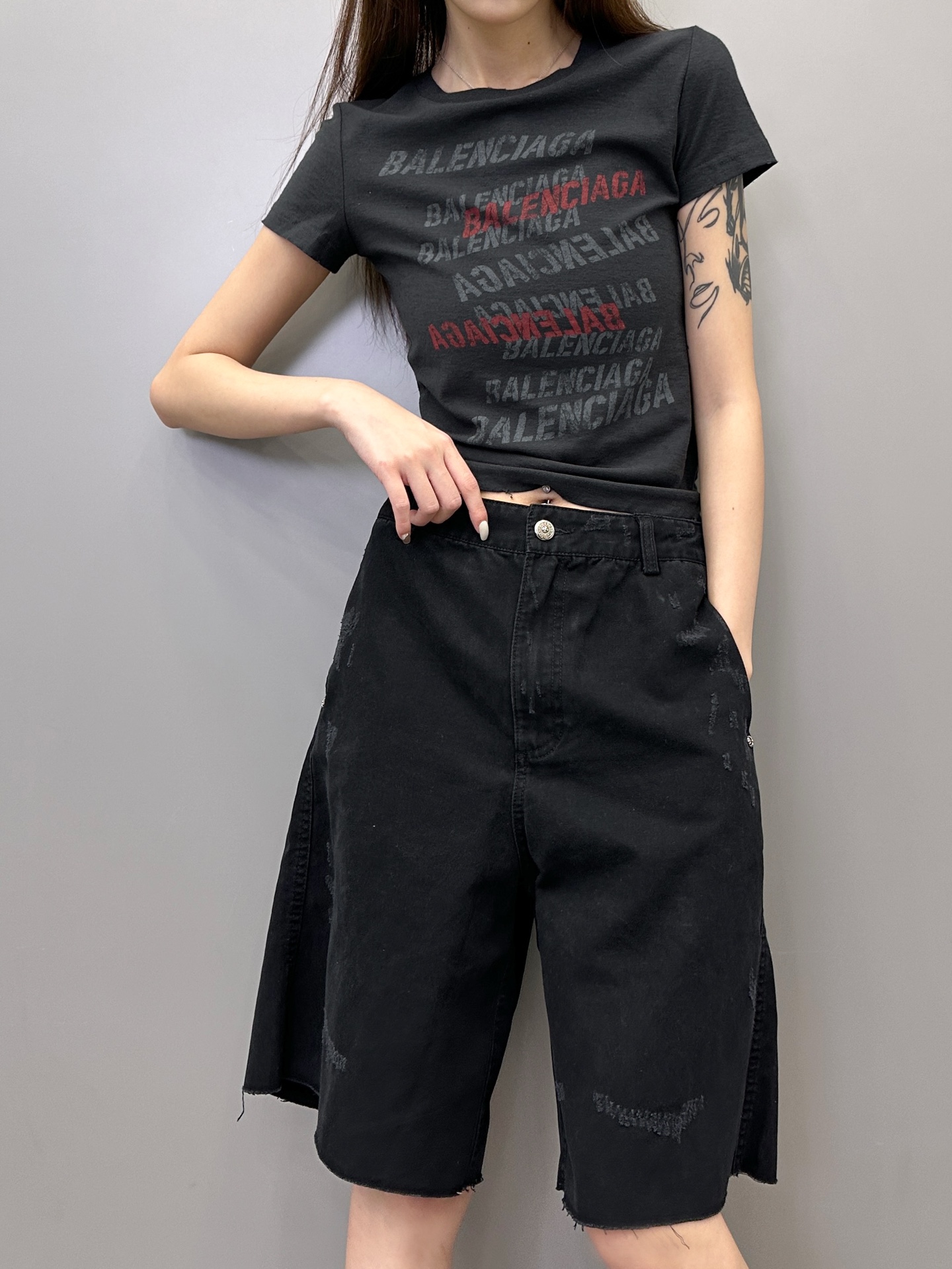 NO:452937,Croxin | New casual shorts, laundry, water, hanging, grinding, spraying, high density cotton, same style for men and women, size sml, chrome hearts, shorts, alexander wang19860909克罗心 ｜ 新款休闲短裤,成衣洗水吊磨喷色工艺,高密棉,男女同款,尺码sml,,chrome hearts,shorts,alexander wang,Women's clothing