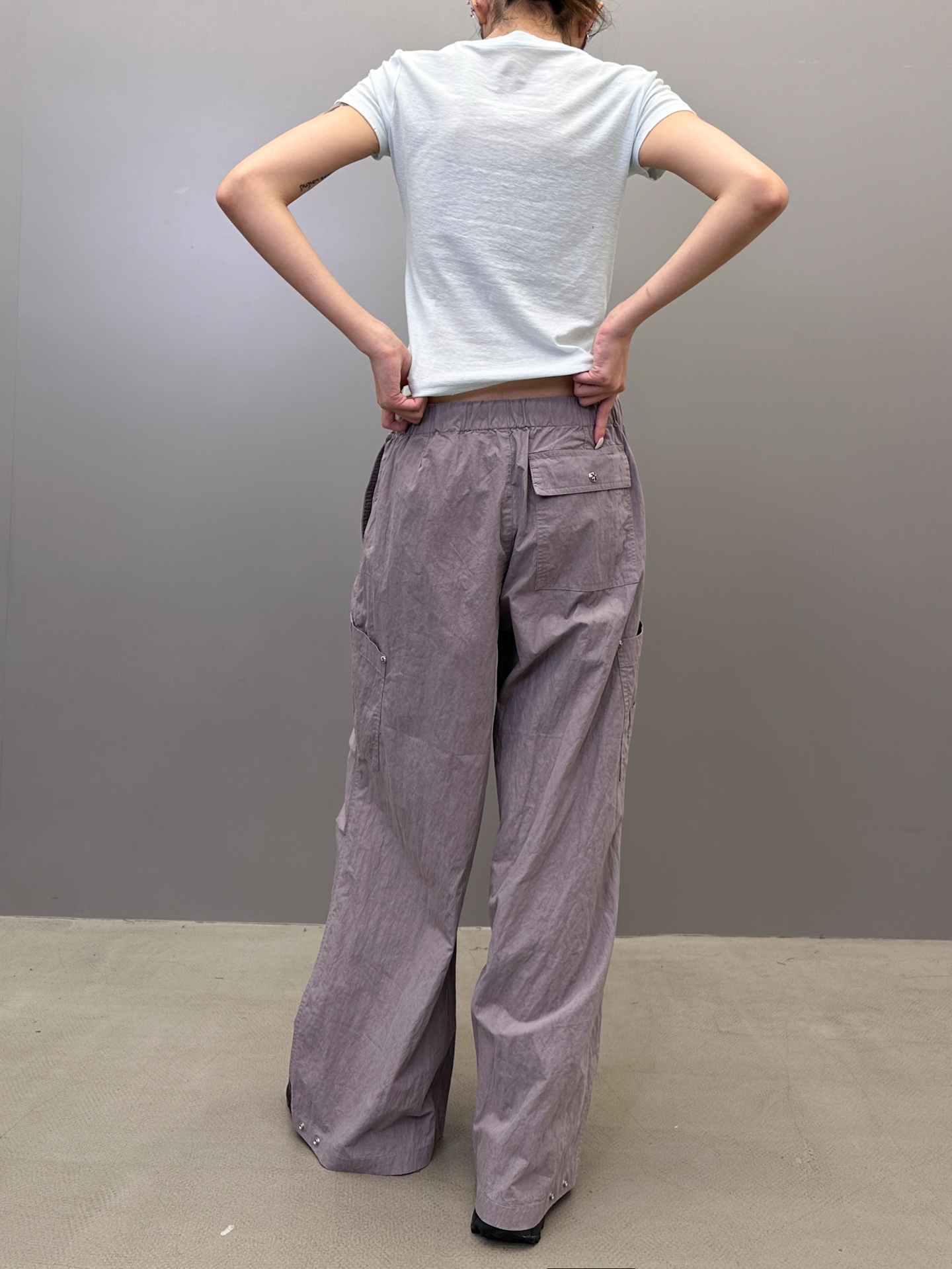 克罗心 ｜ 新款工装休闲裤，进口特殊混纺棉布，经典字母刺绣标，男女同款，尺码sml