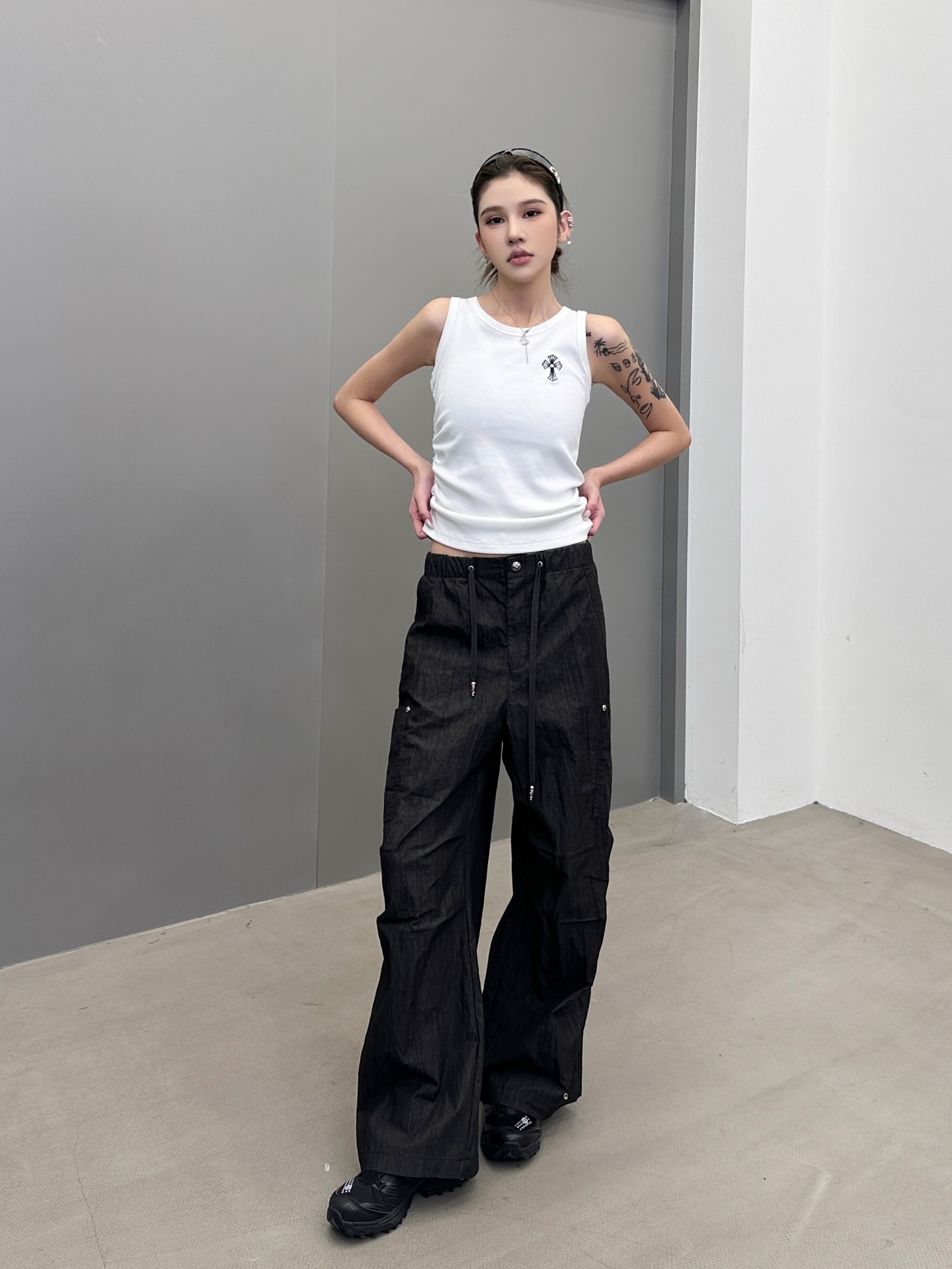 克罗心 ｜ 新款工装休闲裤，进口特殊混纺棉布，经典字母刺绣标，男女同款，尺码sml