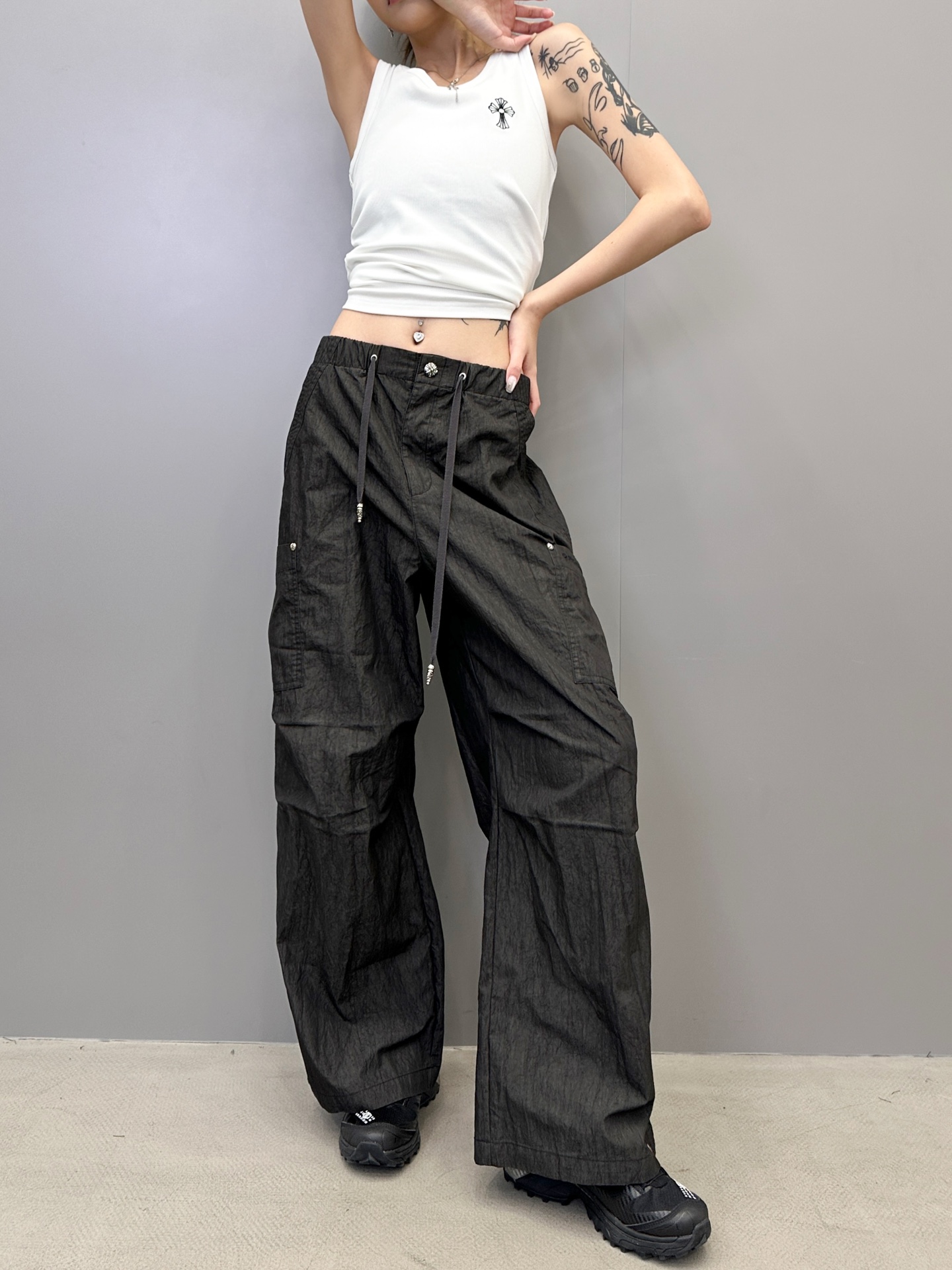 克罗心 ｜ 新款工装休闲裤，进口特殊混纺棉布，经典字母刺绣标，男女同款，尺码sml