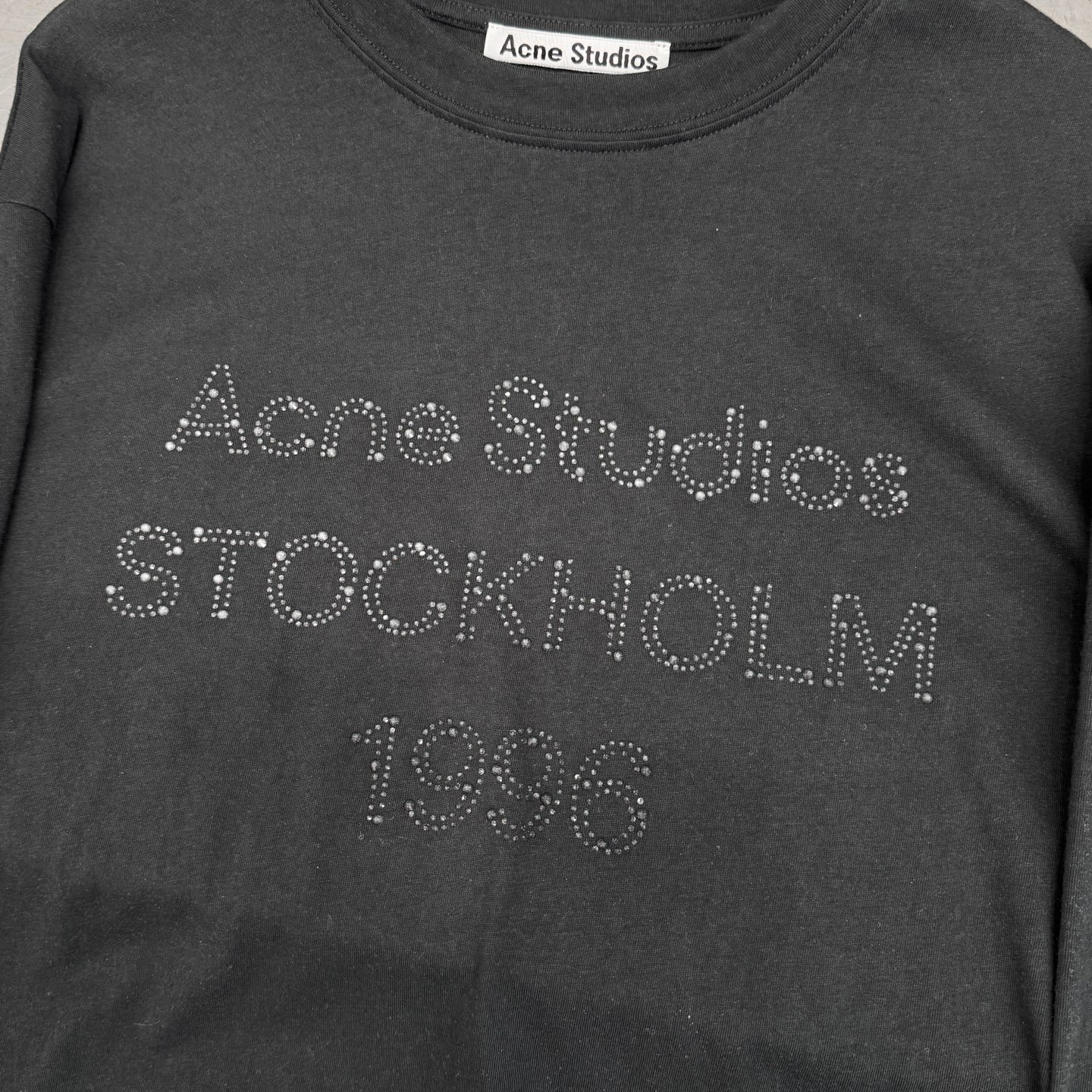 Acne ｜ 新款长袖t，成衣洗水加前后烫钻工艺，休闲时尚，尺码sml