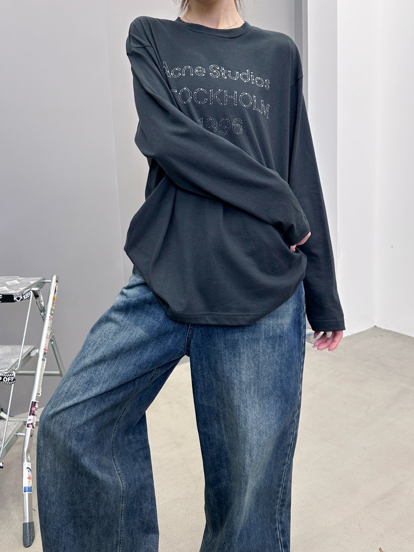 Acne ｜ 新款长袖t，成衣洗水加前后烫钻工艺，休闲时尚，尺码sml