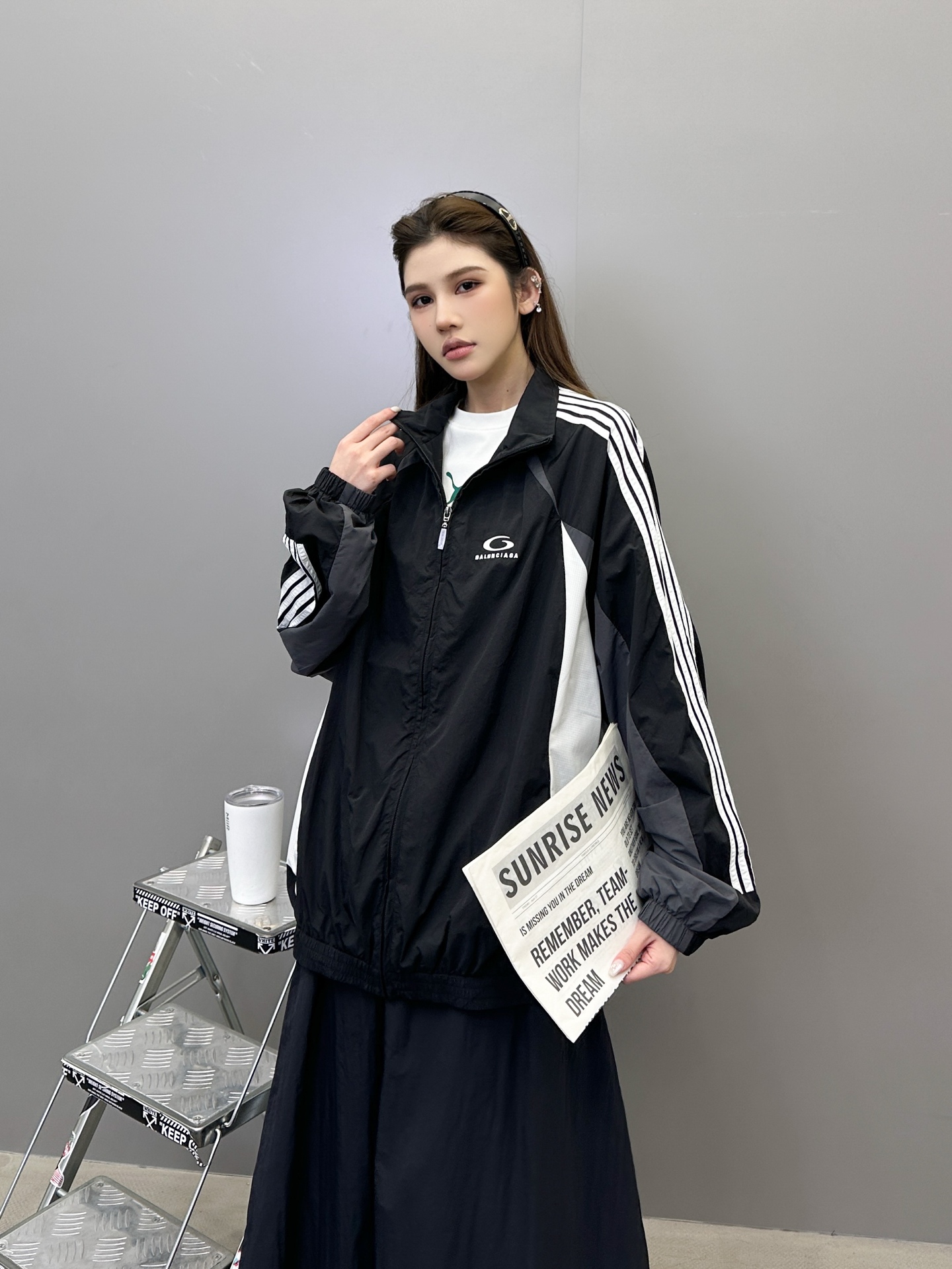 巴黎 ｜ 新款休闲上衣，经典刺绣标，手工车侧杠工艺，复杂拼接撞色结构，男女同款，尺码sml