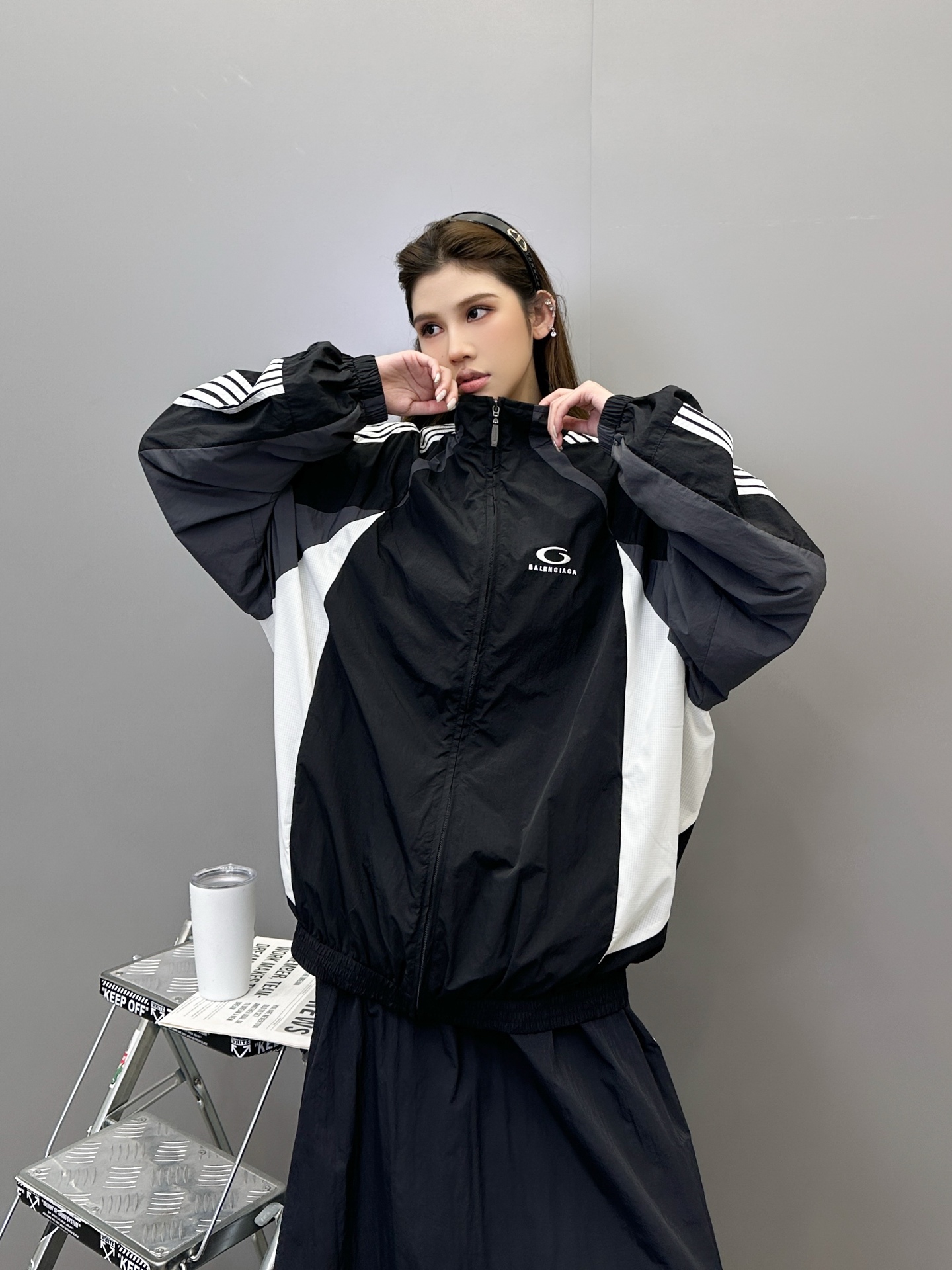 巴黎 ｜ 新款休闲上衣，经典刺绣标，手工车侧杠工艺，复杂拼接撞色结构，男女同款，尺码sml