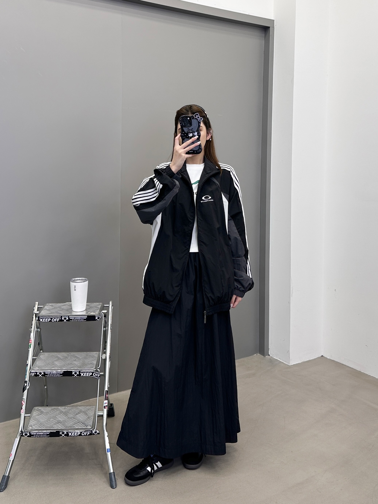 巴黎 ｜ 新款休闲上衣，经典刺绣标，手工车侧杠工艺，复杂拼接撞色结构，男女同款，尺码sml