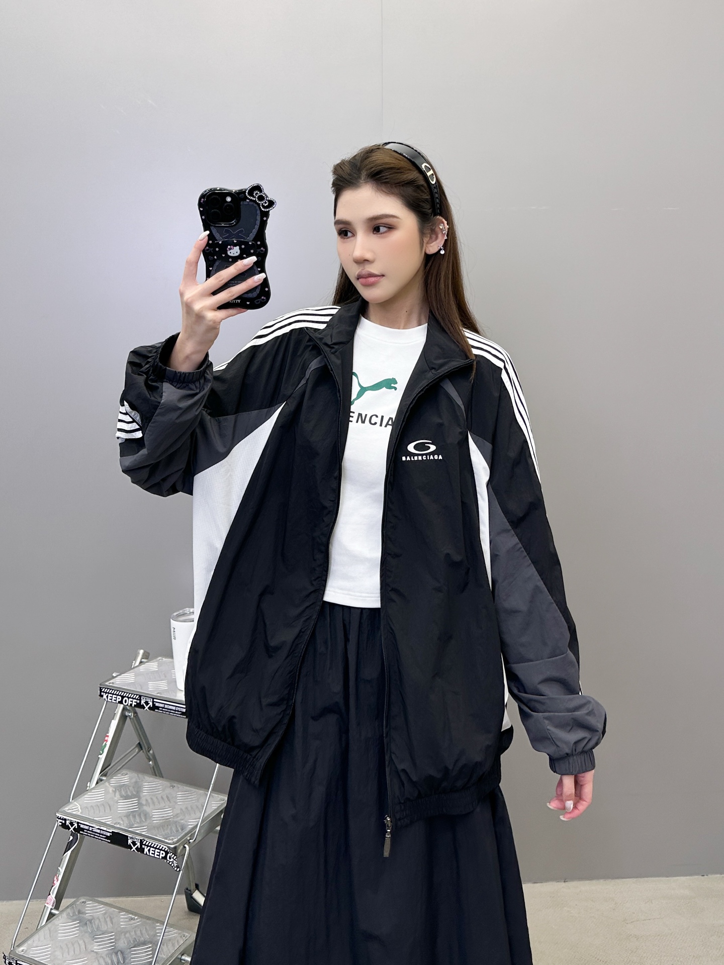 巴黎 ｜ 新款休闲上衣，经典刺绣标，手工车侧杠工艺，复杂拼接撞色结构，男女同款，尺码sml