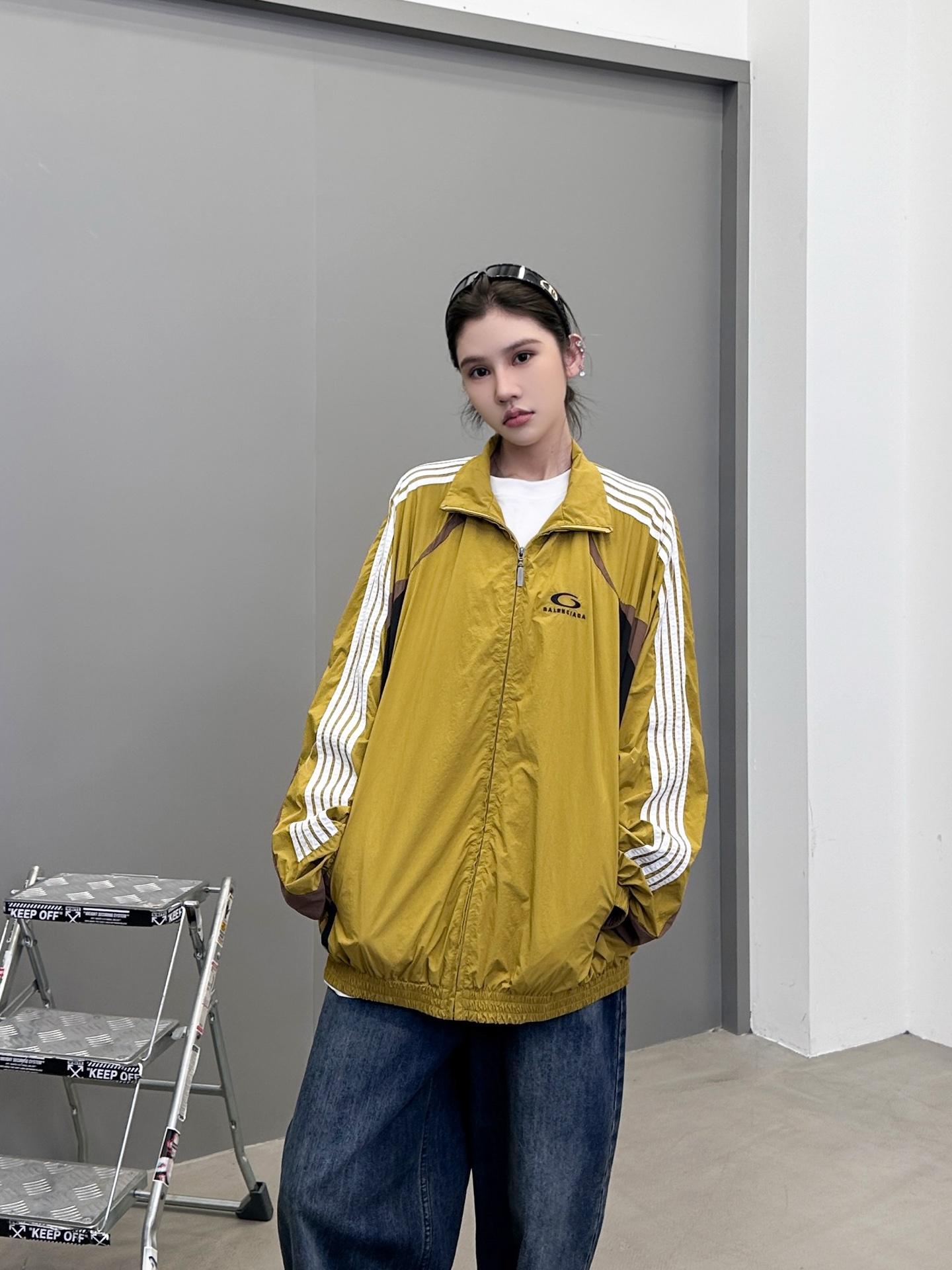 巴黎 ｜ 新款休闲上衣，经典刺绣标，手工车侧杠工艺，复杂拼接撞色结构，男女同款，尺码sml