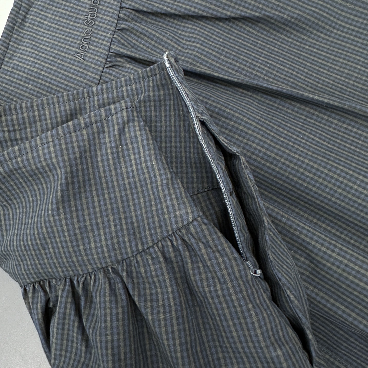  Acne ｜ 新款休闲半裙，经典刺绣标加进口全棉格子面料，休闲时尚，尺码sml