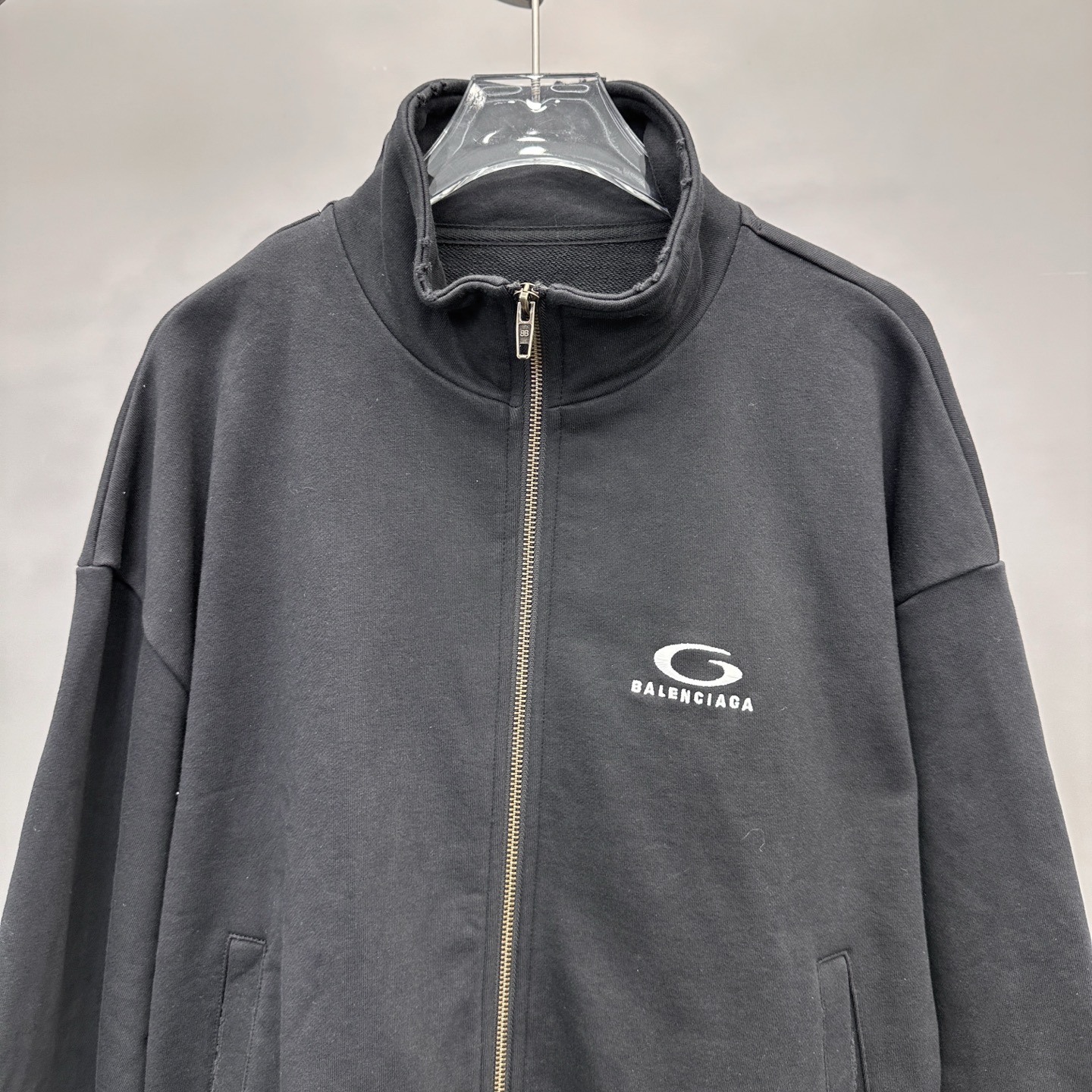  巴黎 ｜ 新款卫衣开衫，成衣洗水吊磨工艺，经典刺绣标，男女同款，尺码sml