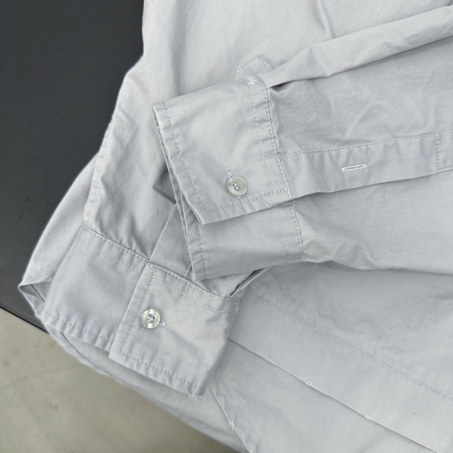  巴黎 ｜ 新款衬衣外套，成衣洗水加经典刺绣标，日本进口高密棉布，男女同款，尺码sml