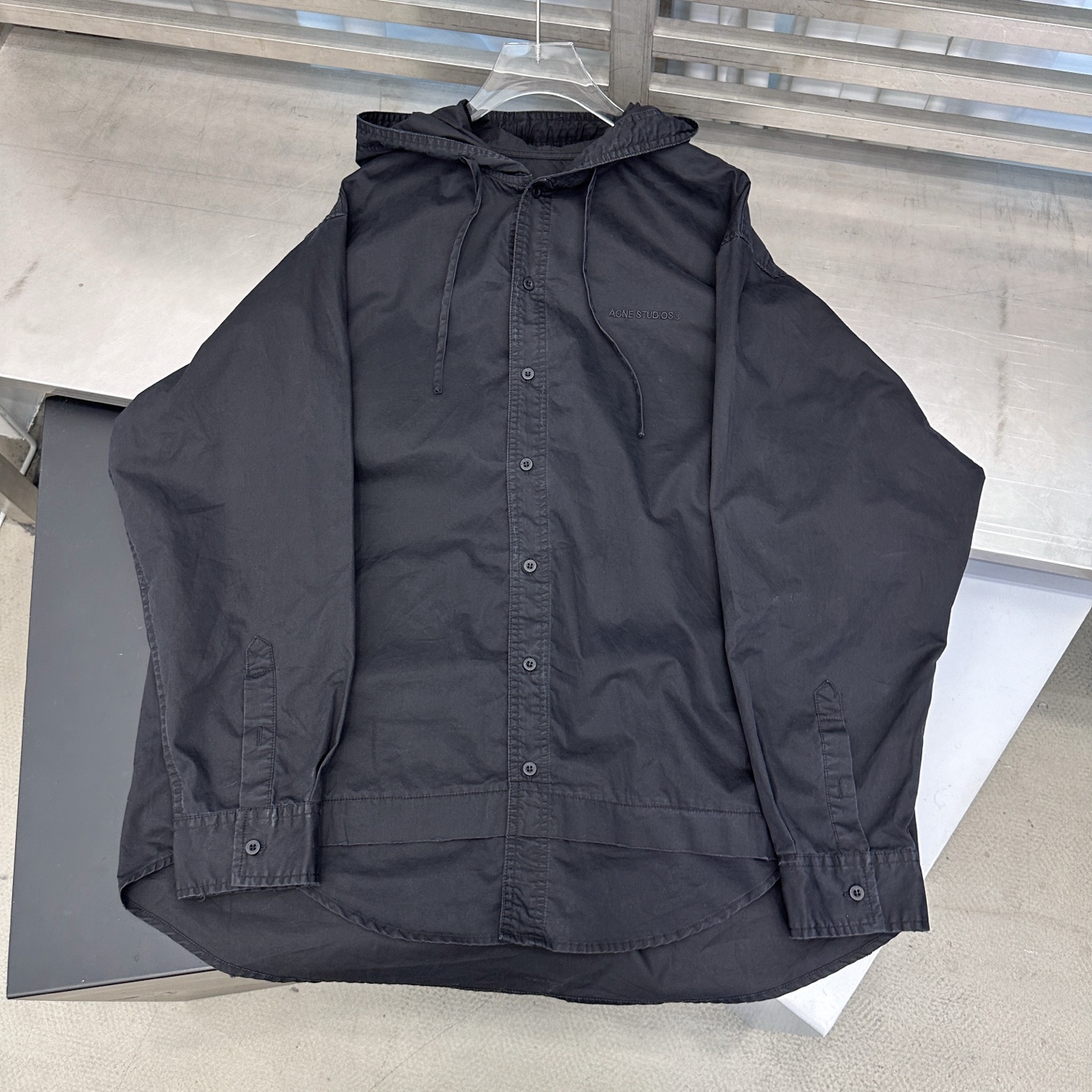  巴黎 ｜ 新款衬衣外套，成衣洗水加经典刺绣标，日本进口高密棉布，男女同款，尺码sml