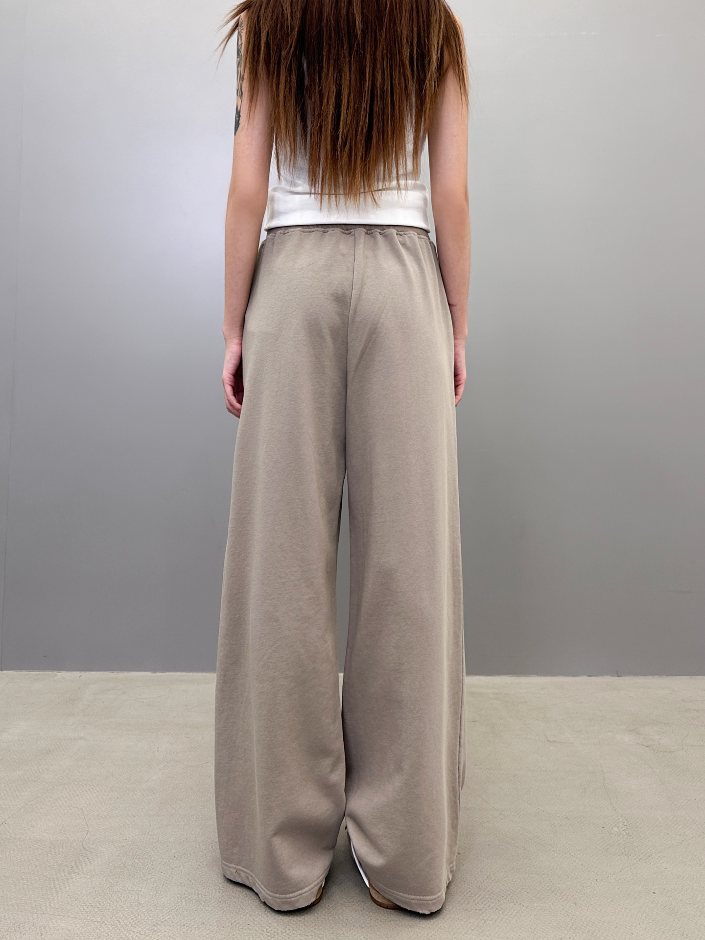  克罗心 ｜ 新款休闲卫裤，成衣洗水吊磨工艺加贴布绣花，100%棉，男女同款，尺码sml