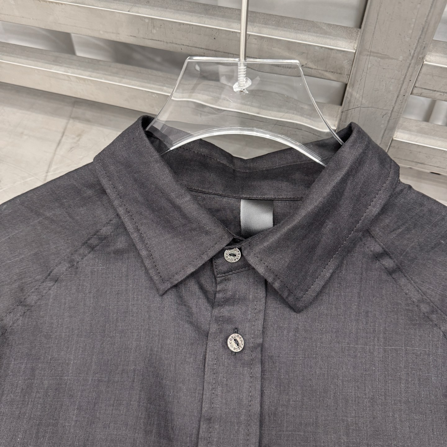  克罗心 ｜ 新款衬衣，日本进口全麻面料，经典五金扣刺绣标，男女同款，尺码sml