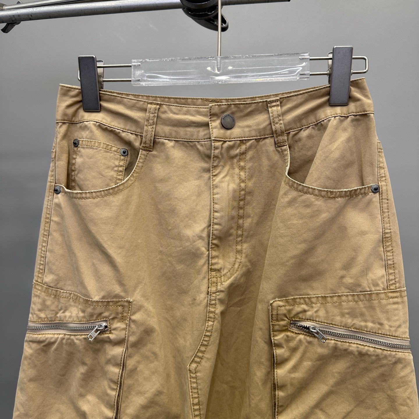  Acne ｜ 新款工装半裙，成衣洗水吊磨做旧工艺，复杂多口袋结构工装款式，进口全棉面料，尺码sml