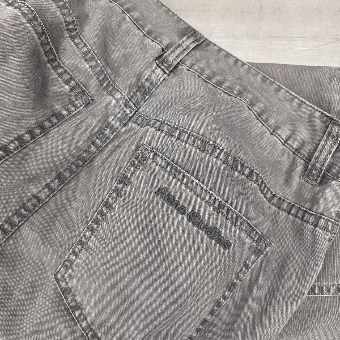  Acne ｜ 新款工装半裙，成衣洗水吊磨做旧工艺，复杂多口袋结构工装款式，进口全棉面料，尺码sml