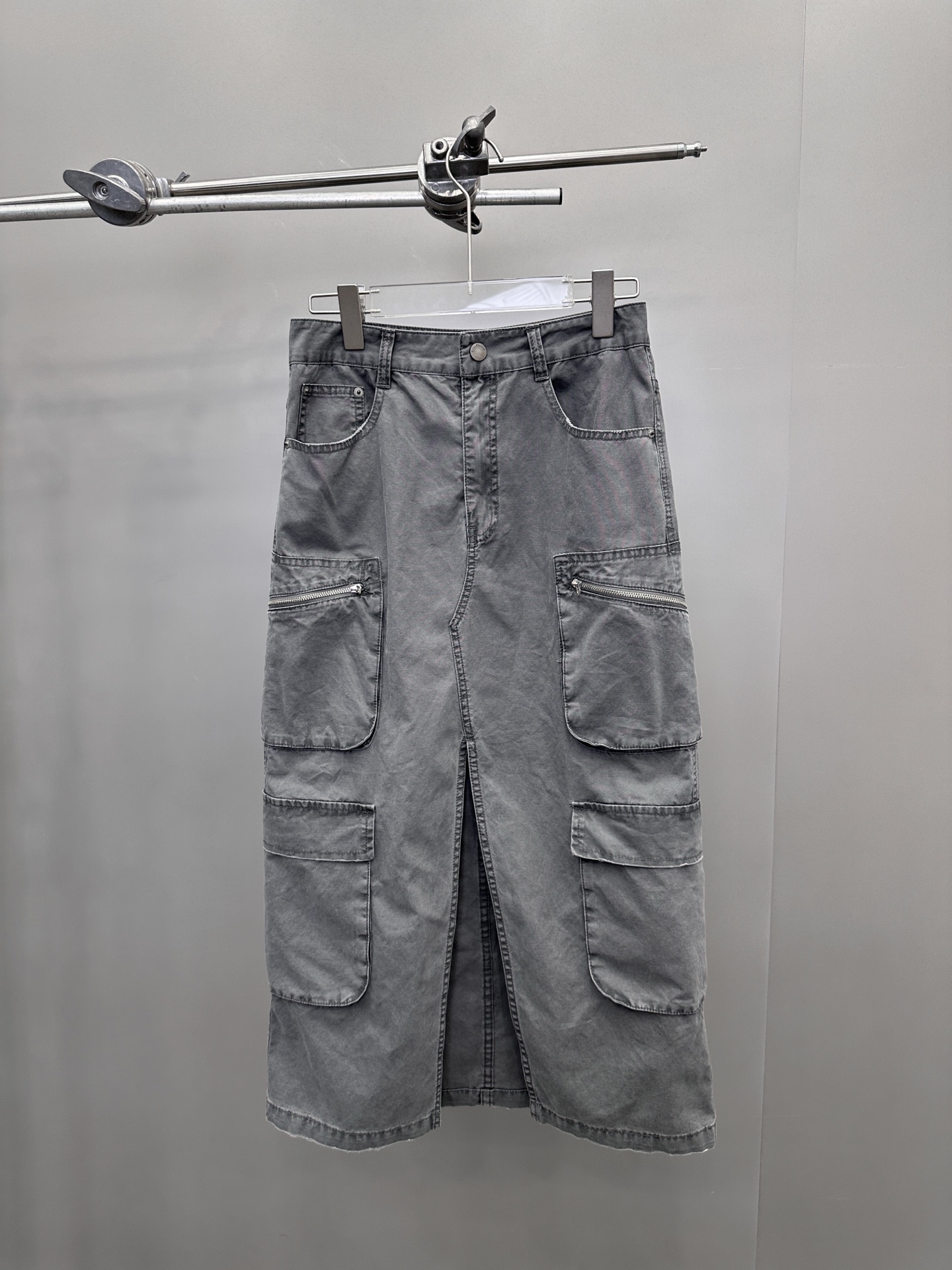  Acne ｜ 新款工装半裙，成衣洗水吊磨做旧工艺，复杂多口袋结构工装款式，进口全棉面料，尺码sml