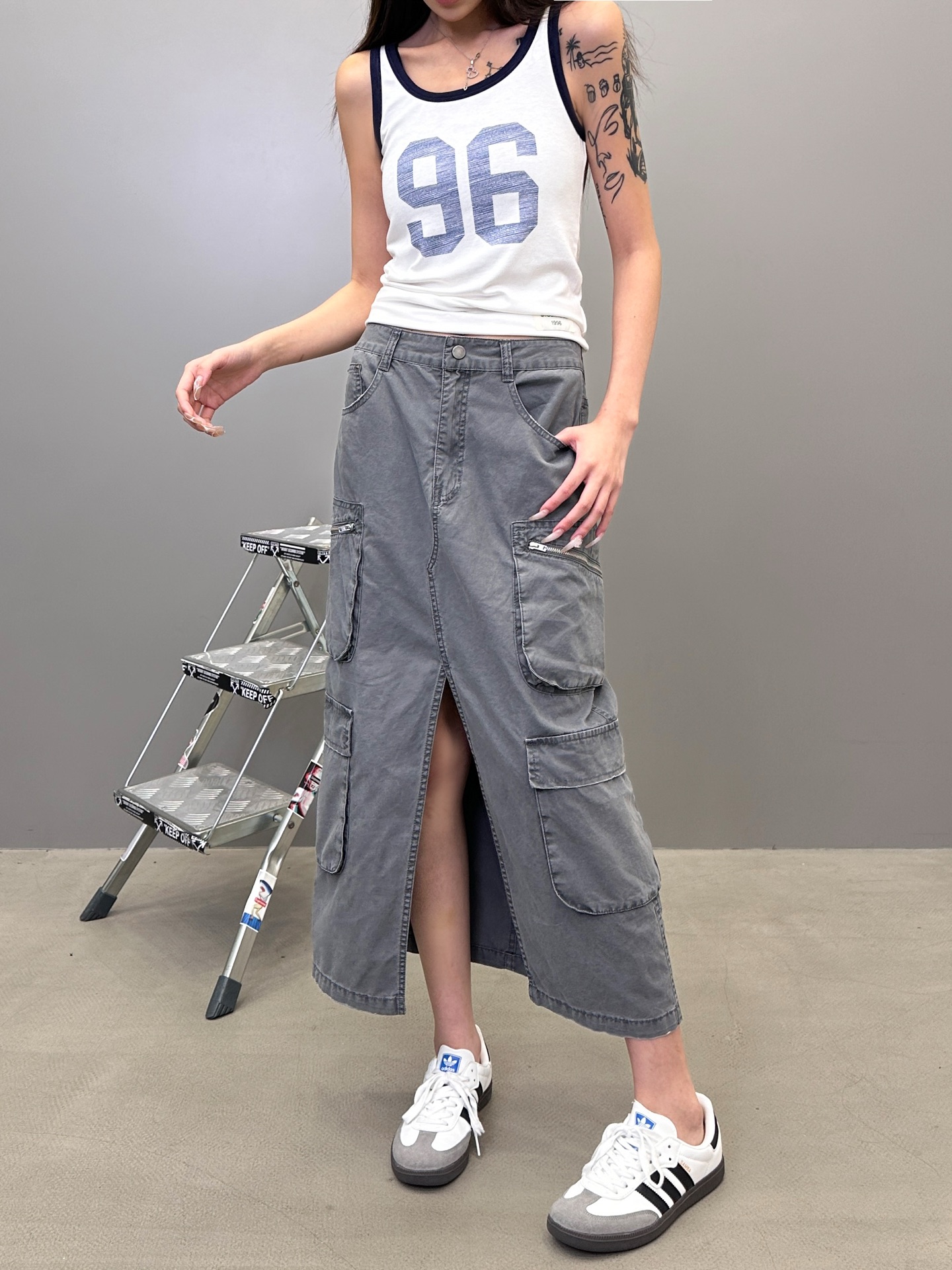  Acne ｜ 新款工装半裙，成衣洗水吊磨做旧工艺，复杂多口袋结构工装款式，进口全棉面料，尺码sml