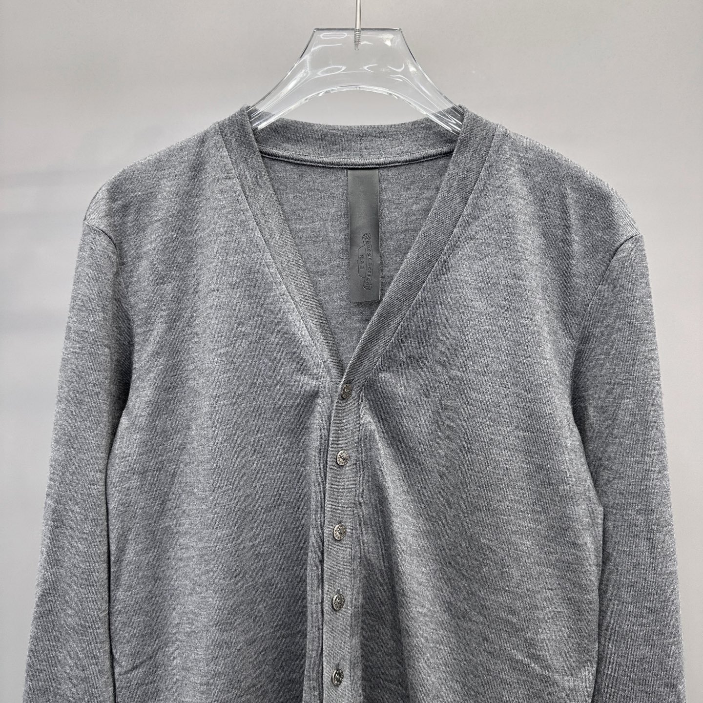 克罗心 ｜ 新款开衫，成衣洗水加烫钻工艺，进口羊毛混纺面料，尺码sml