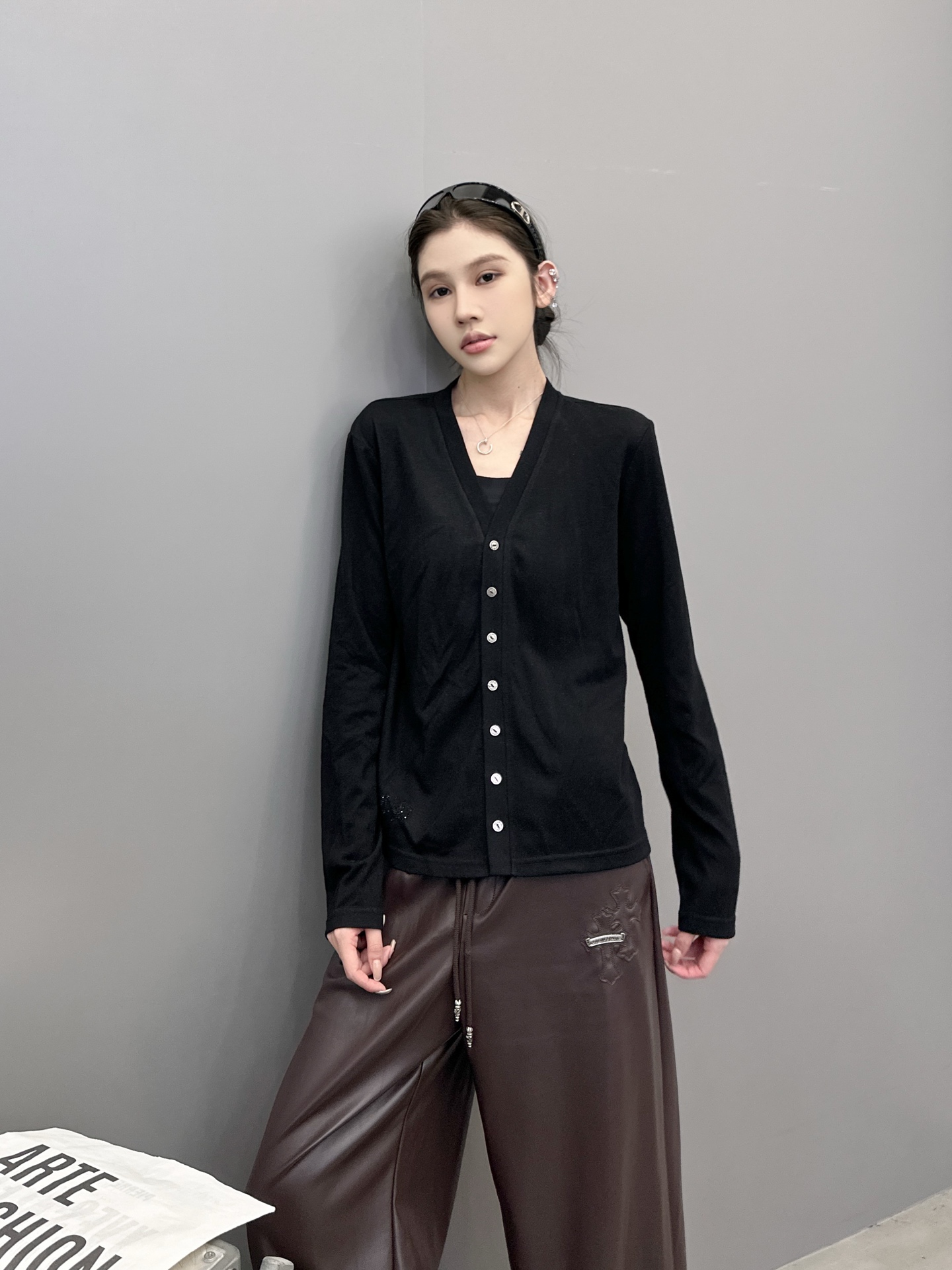 克罗心 ｜ 新款开衫，成衣洗水加烫钻工艺，进口羊毛混纺面料，尺码sml