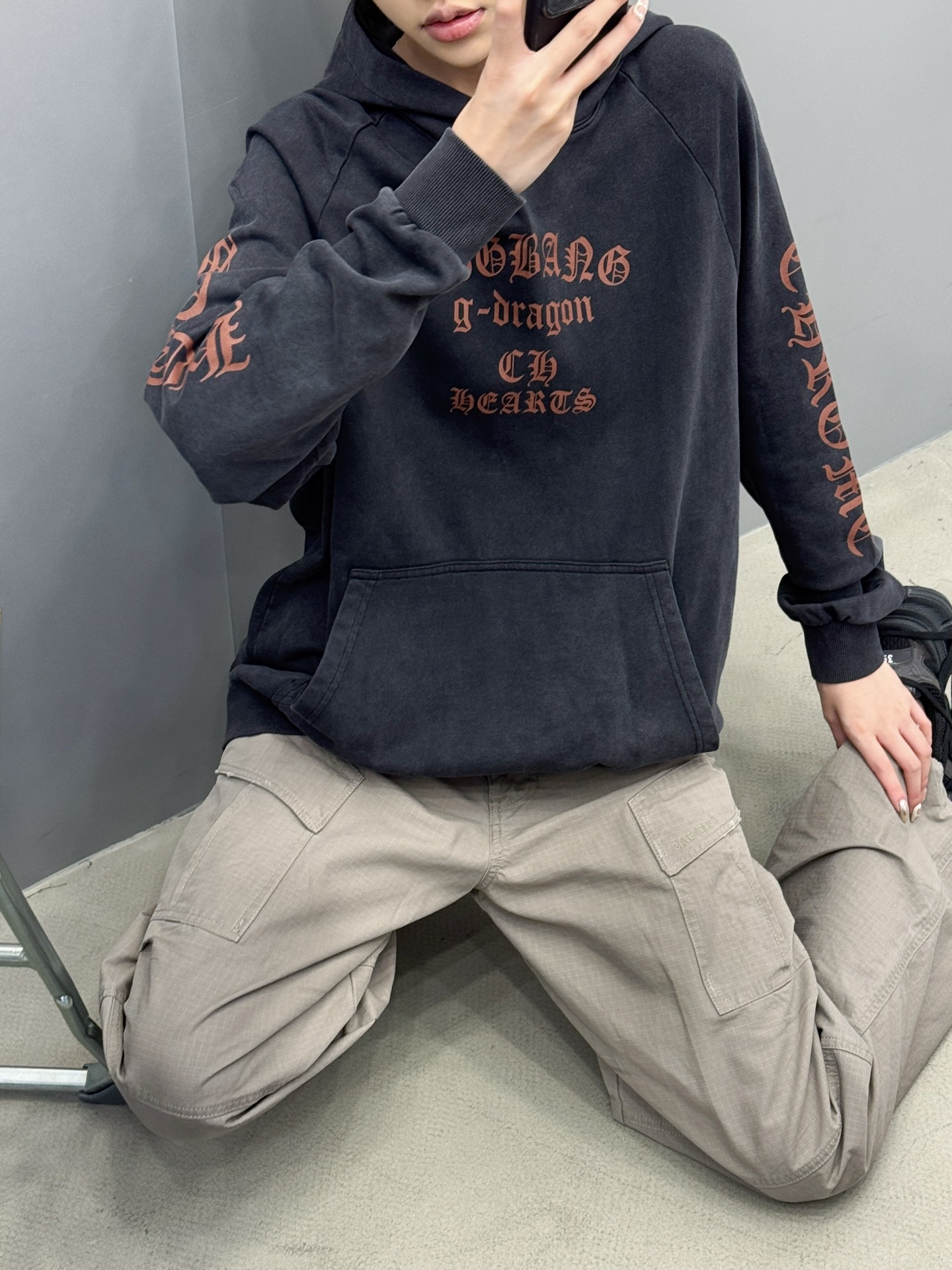 克罗心 ｜ 新款连帽卫衣，成衣洗水炒色工艺加多处印花，男女同款，尺码sml