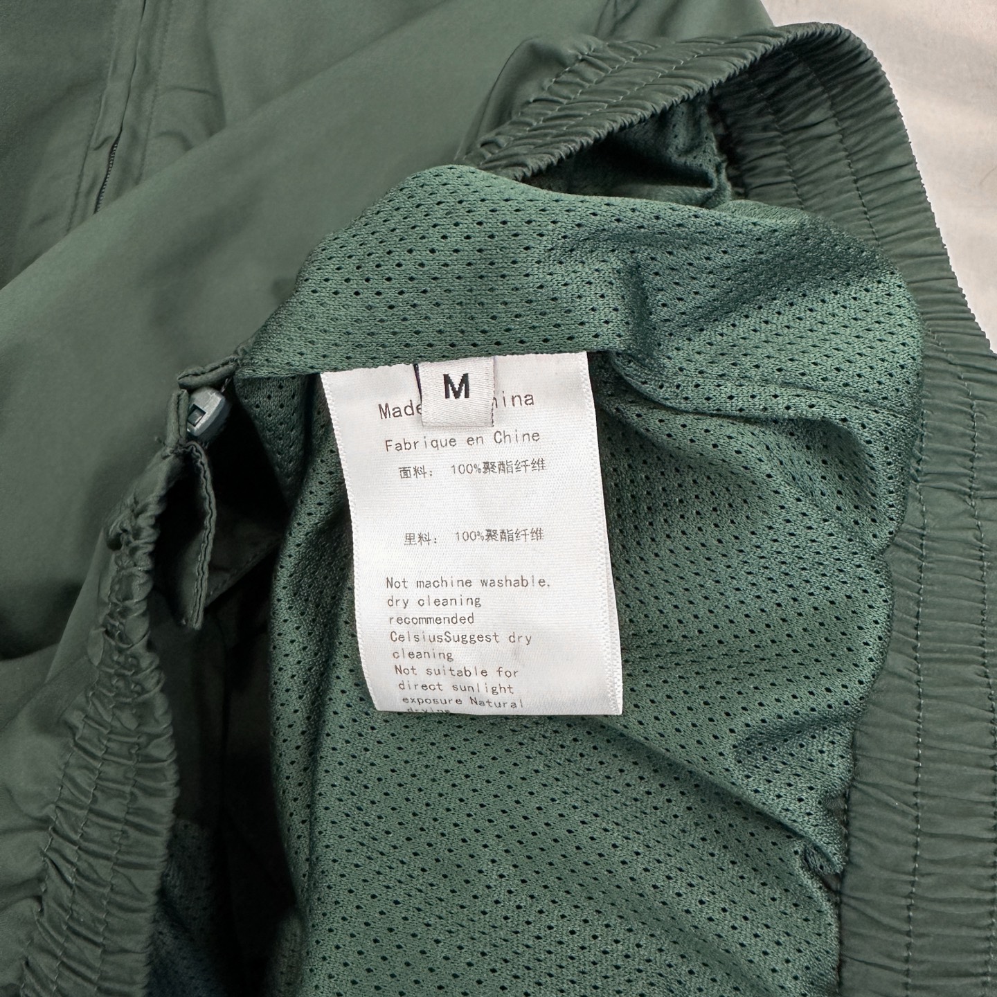 巴黎 ｜ 新款夹克外套，成衣洗水加前后经典刺绣标，休闲时尚，男女同款，尺码sml