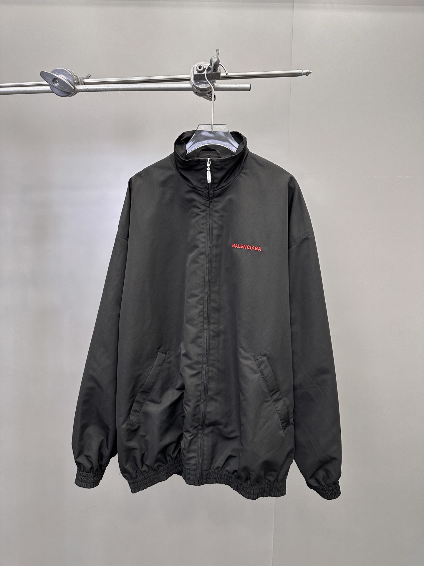 巴黎 ｜ 新款夹克外套，成衣洗水加前后经典刺绣标，休闲时尚，男女同款，尺码sml