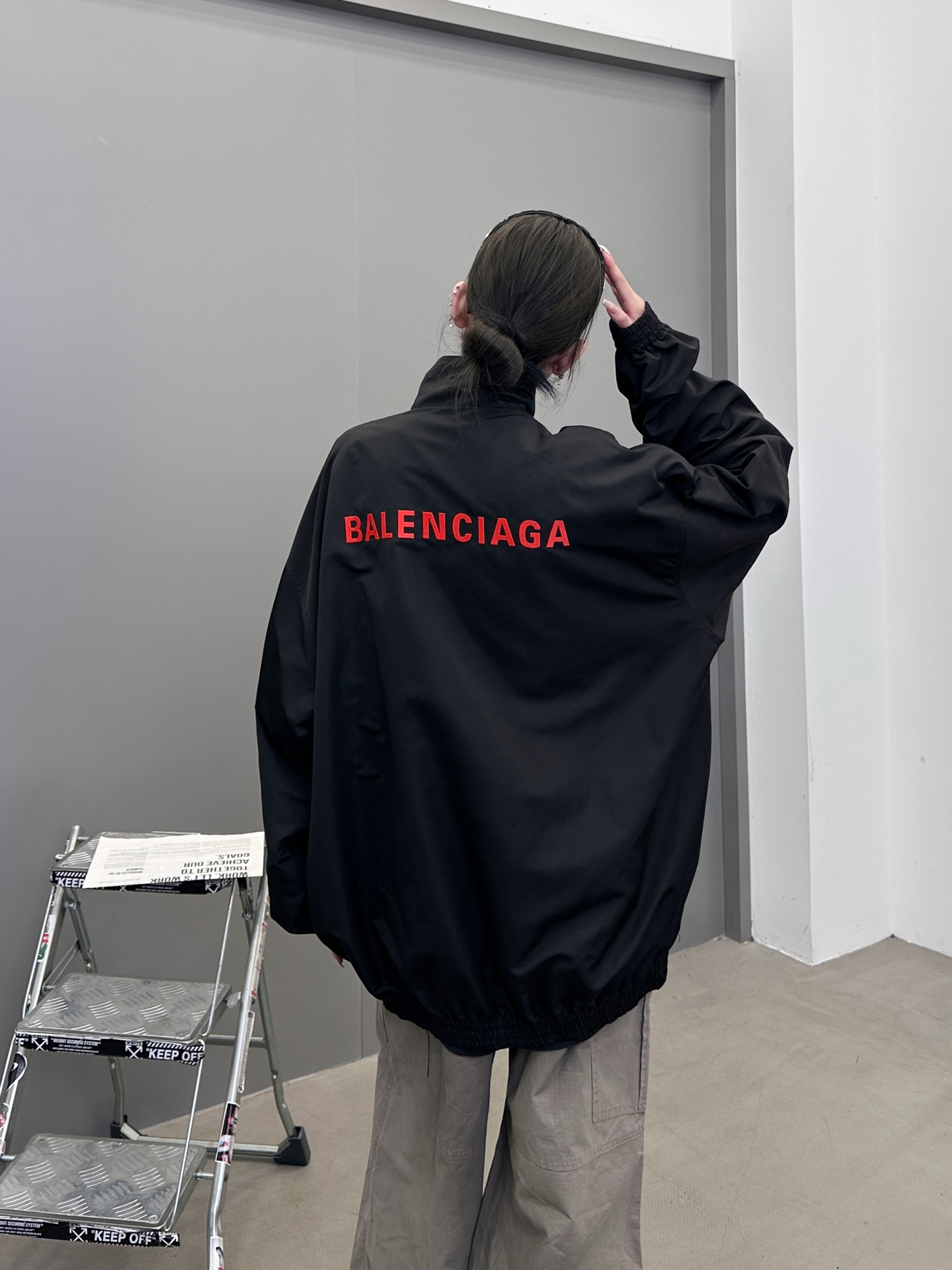 巴黎 ｜ 新款夹克外套，成衣洗水加前后经典刺绣标，休闲时尚，男女同款，尺码sml