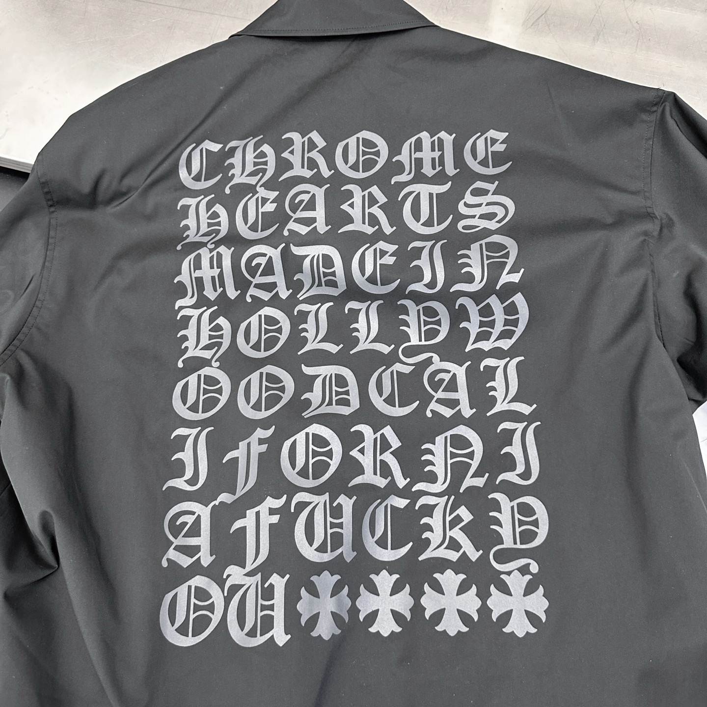 克罗心 ｜ 新款风衣外套，成衣多处印花标，经典五金配饰，时尚休闲，男女同款，尺码sml