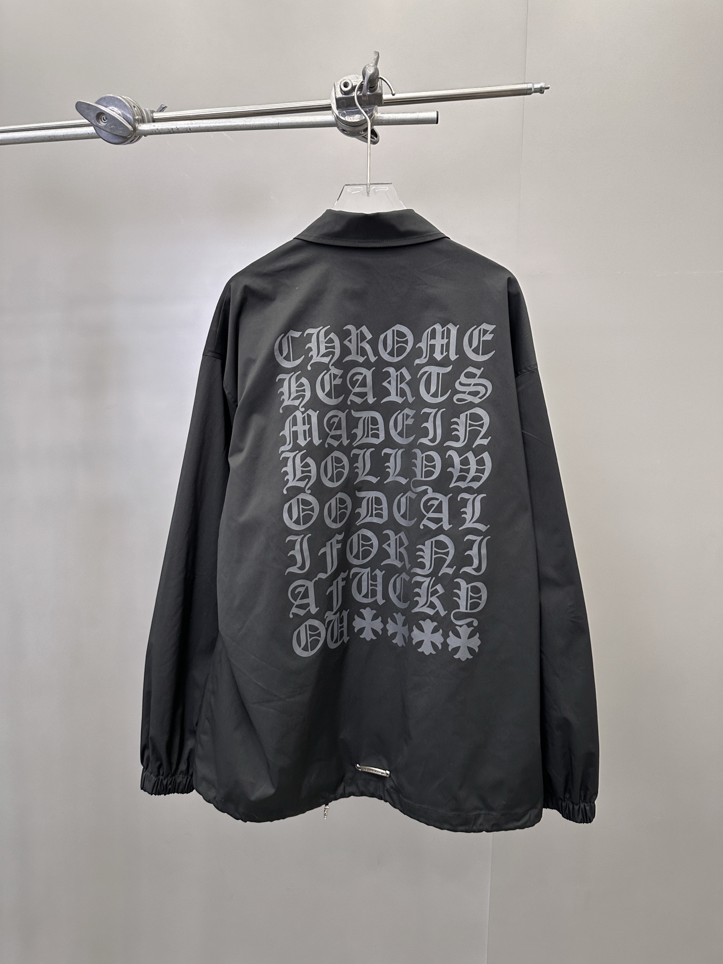 克罗心 ｜ 新款风衣外套，成衣多处印花标，经典五金配饰，时尚休闲，男女同款，尺码sml