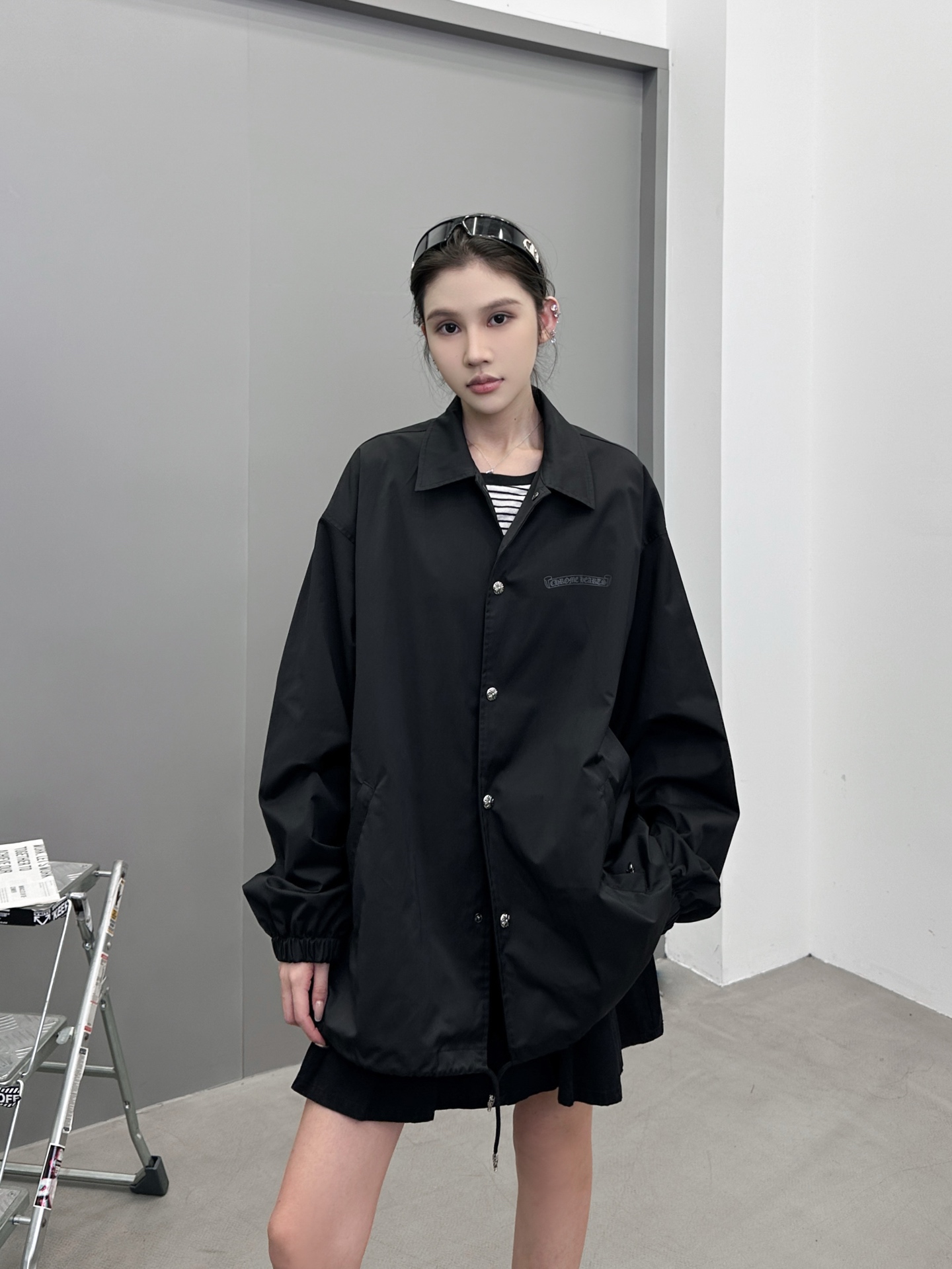 克罗心 ｜ 新款风衣外套，成衣多处印花标，经典五金配饰，时尚休闲，男女同款，尺码sml